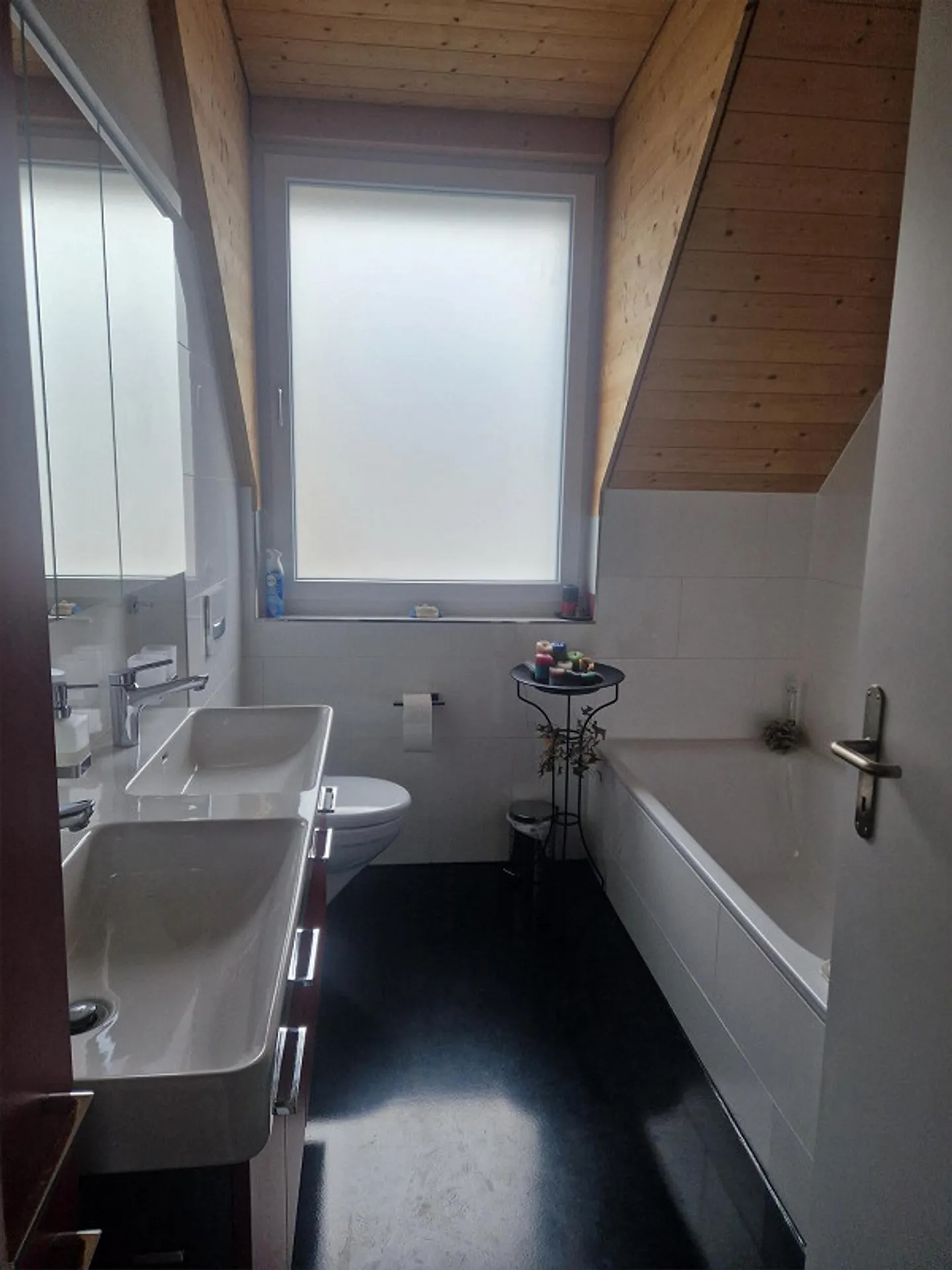 Belle et spacieuse appartement de 4,5 pièces - Photo 12 sur 15