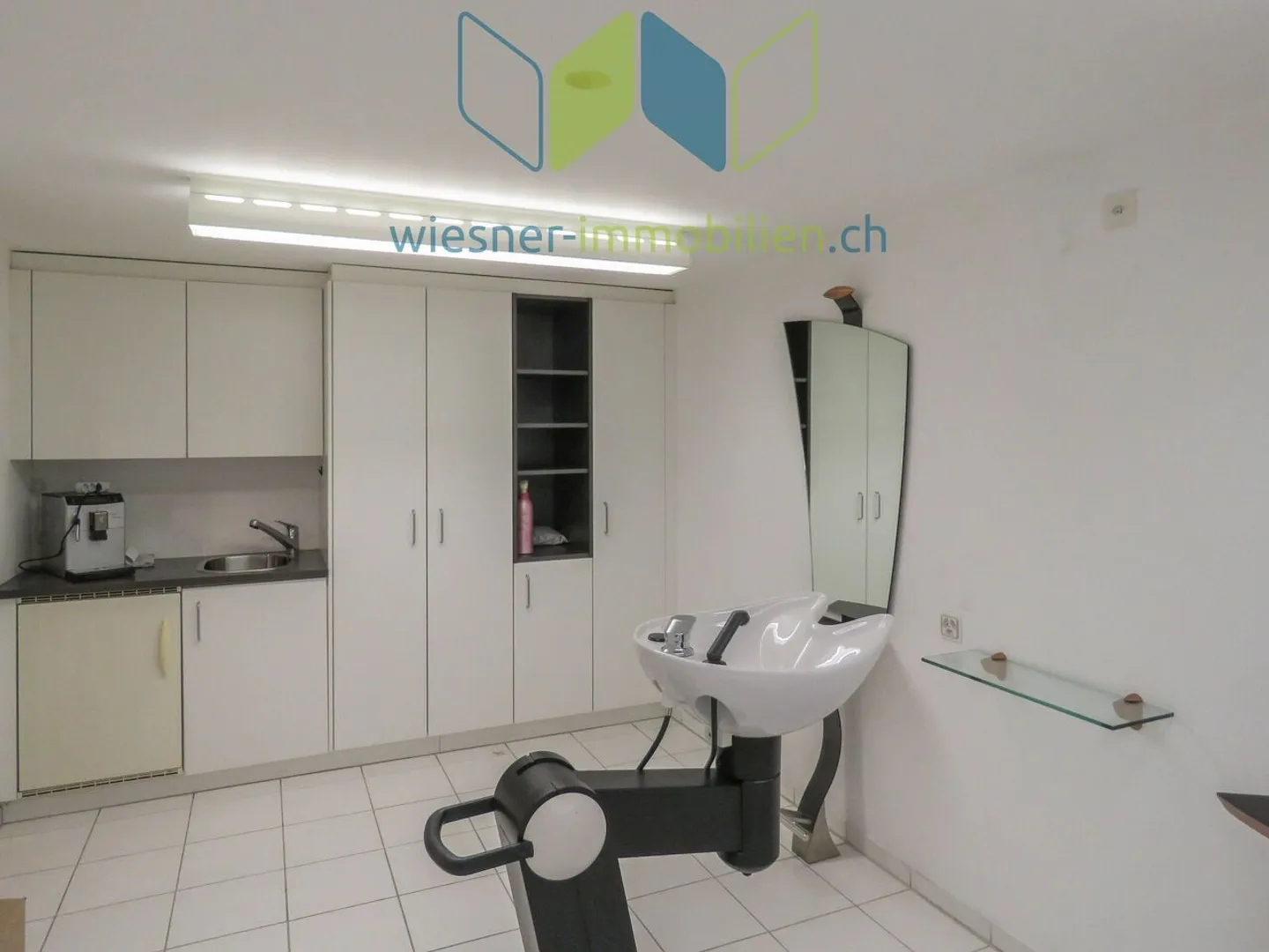 Maison de ville en excellent état - Photo 4 sur 13