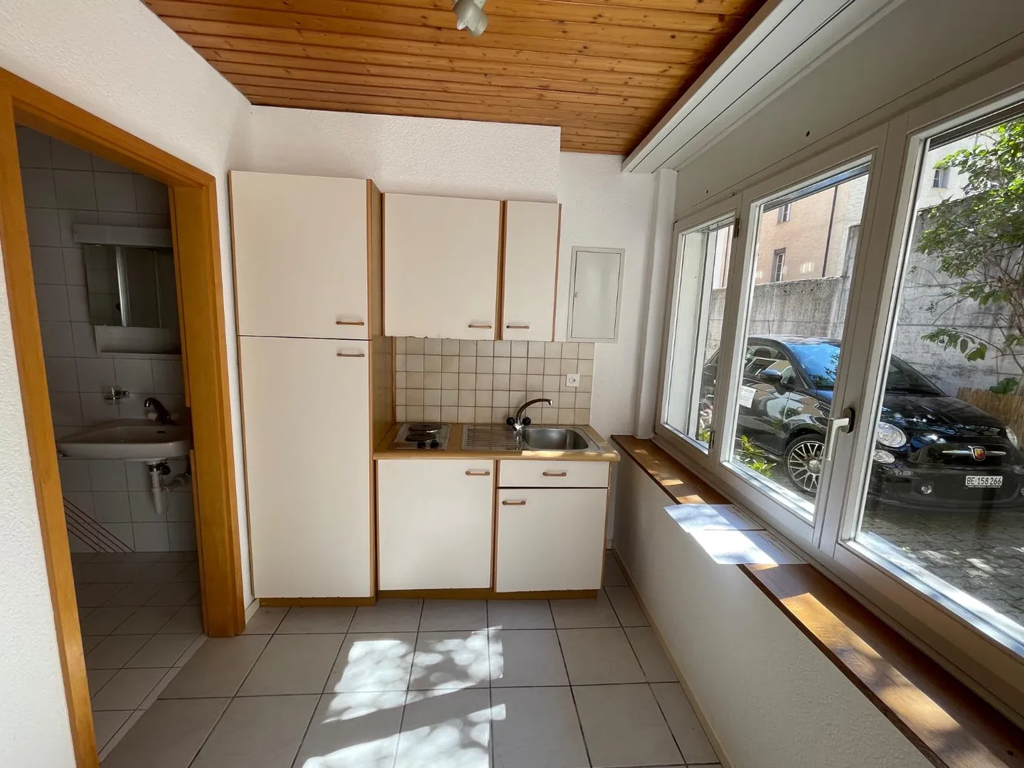 For rent: Studio with equipped kitchen - Puits 4, St-Imier - Photo 2 of 4