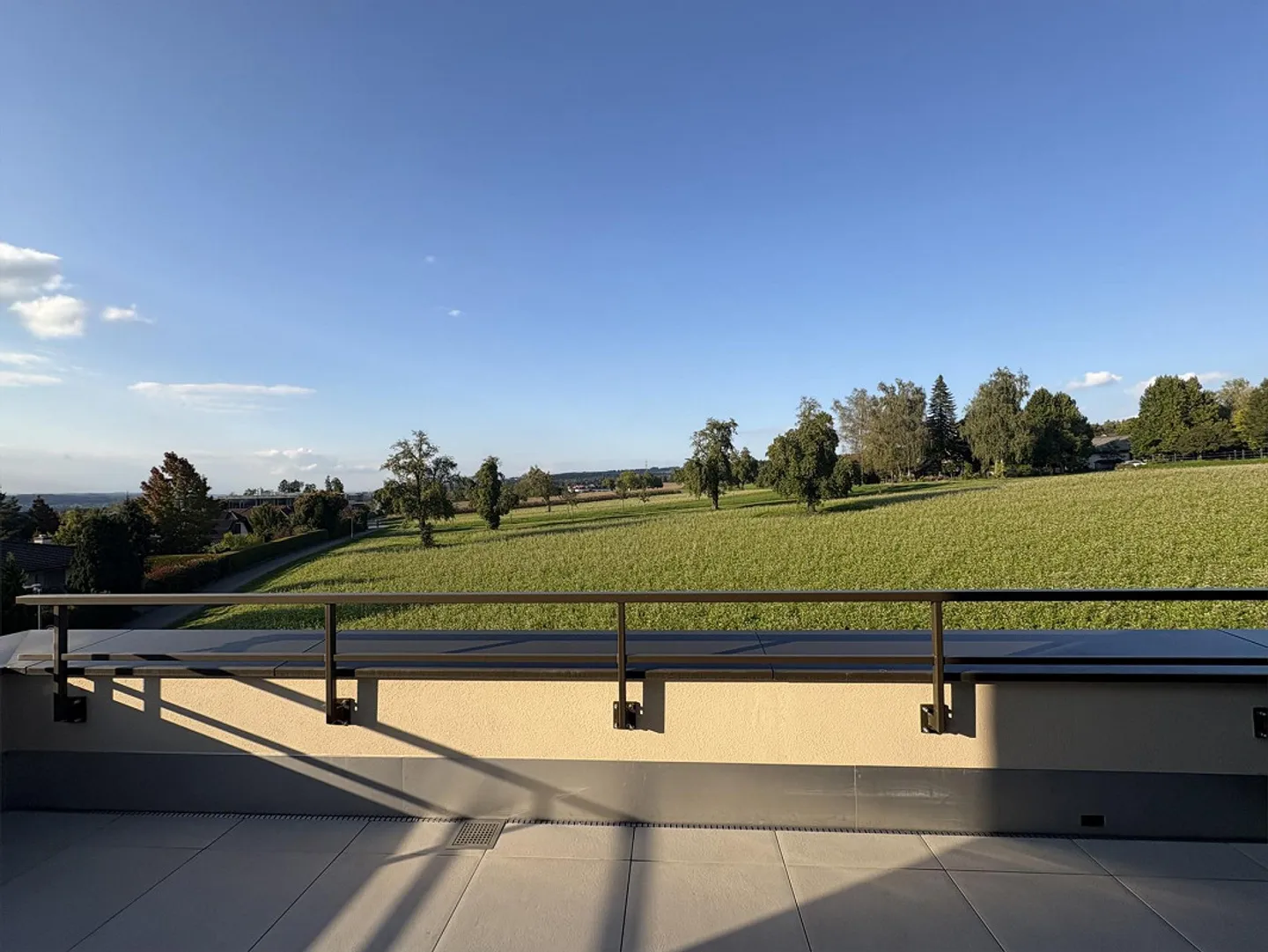 Realizza il tuo sogno abitativo - con un bel giardino e una vista magnifica - Foto 12 di 13