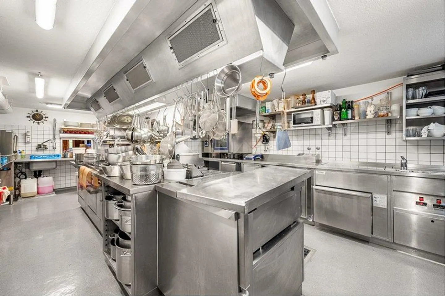 Entreprise Gastro/Hôtel populaire à Elm - Photo 5 sur 13