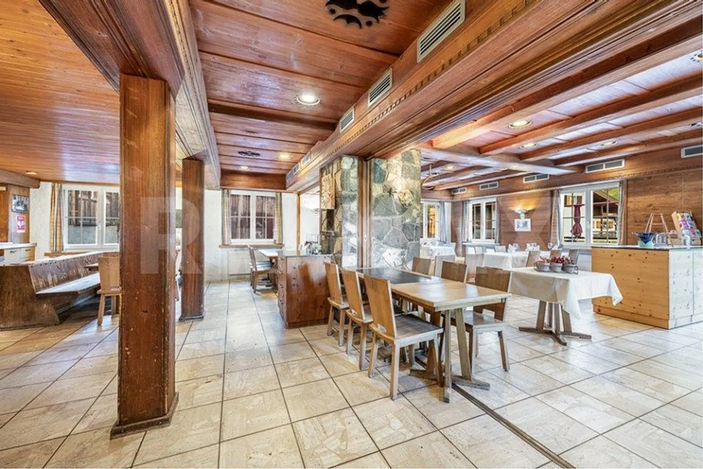 Entreprise Gastro/Hôtel populaire à Elm - Photo 9 sur 13