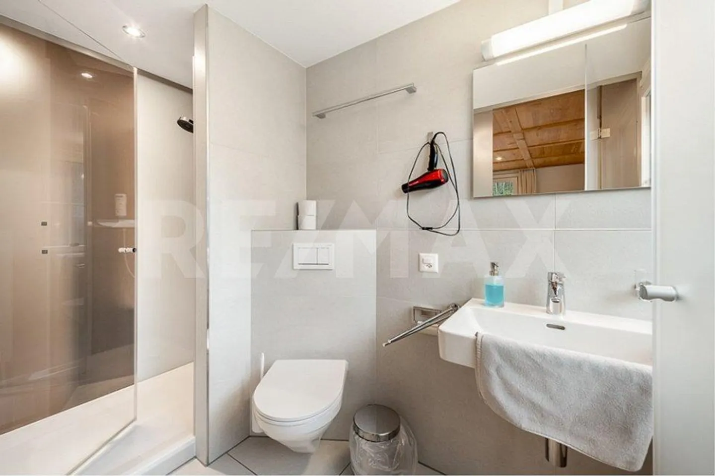 Entreprise Gastro/Hôtel populaire à Elm - Photo 13 sur 13