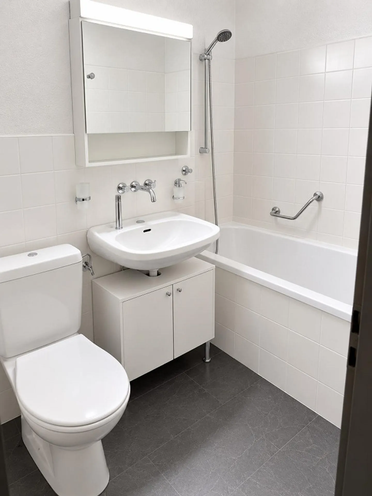 Appartement lumineux, bien situé près de la gare ! - Photo 4 sur 10