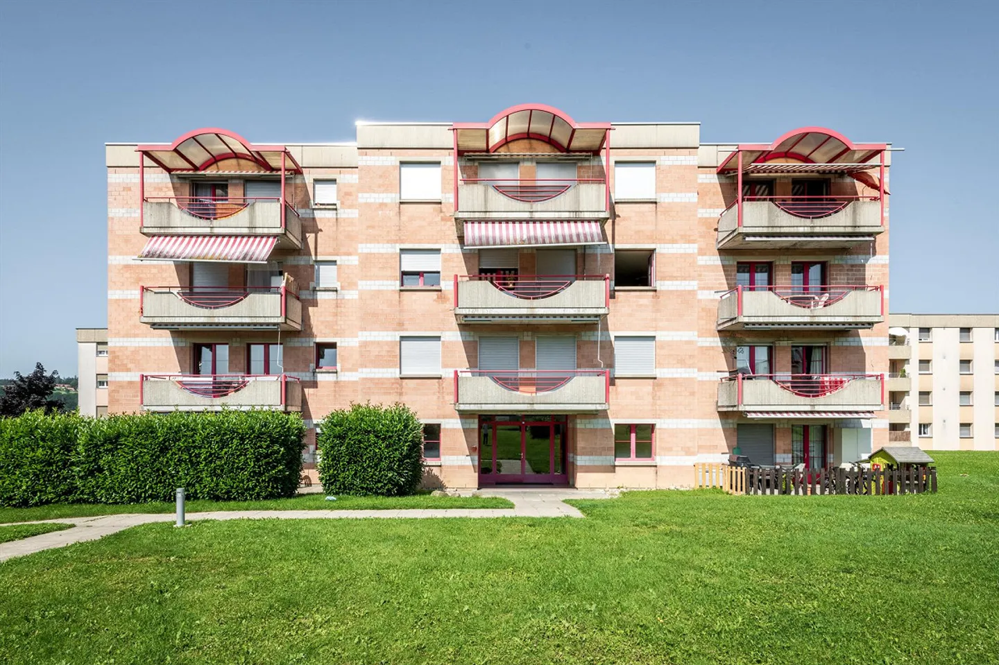 Nice 2½ room apartment with balcony - Photo 2 of 3