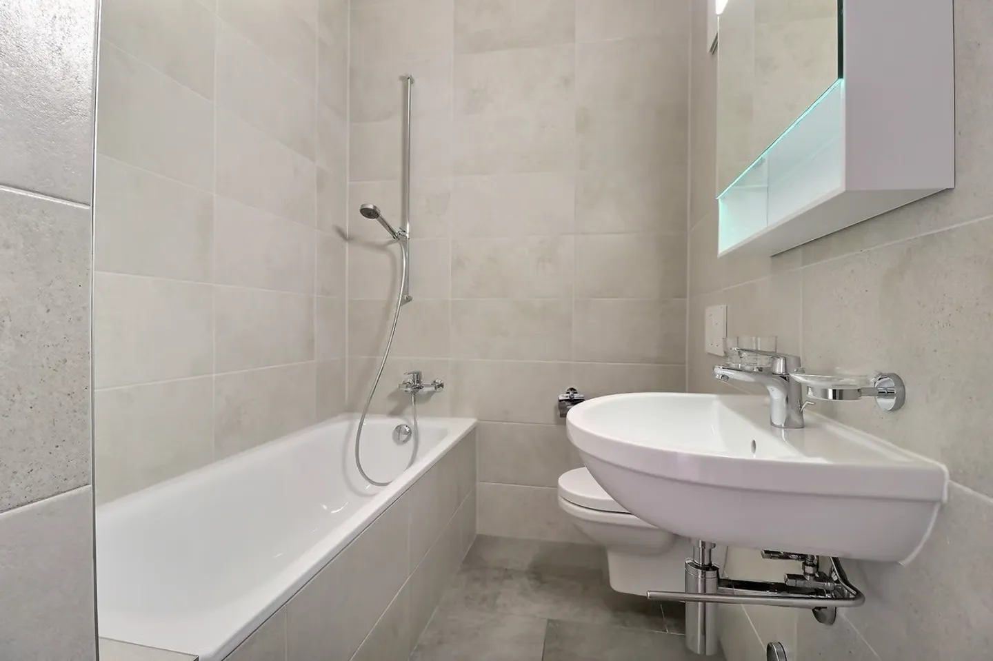 Bel appartement de 3 pièces au centre de Lucens - Photo 3 sur 7