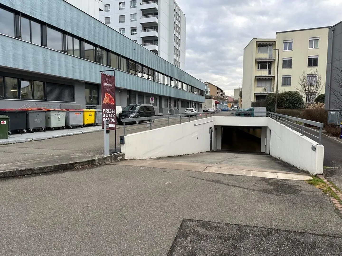 Parking space for rent in Birsfelden - Photo 4 of 4