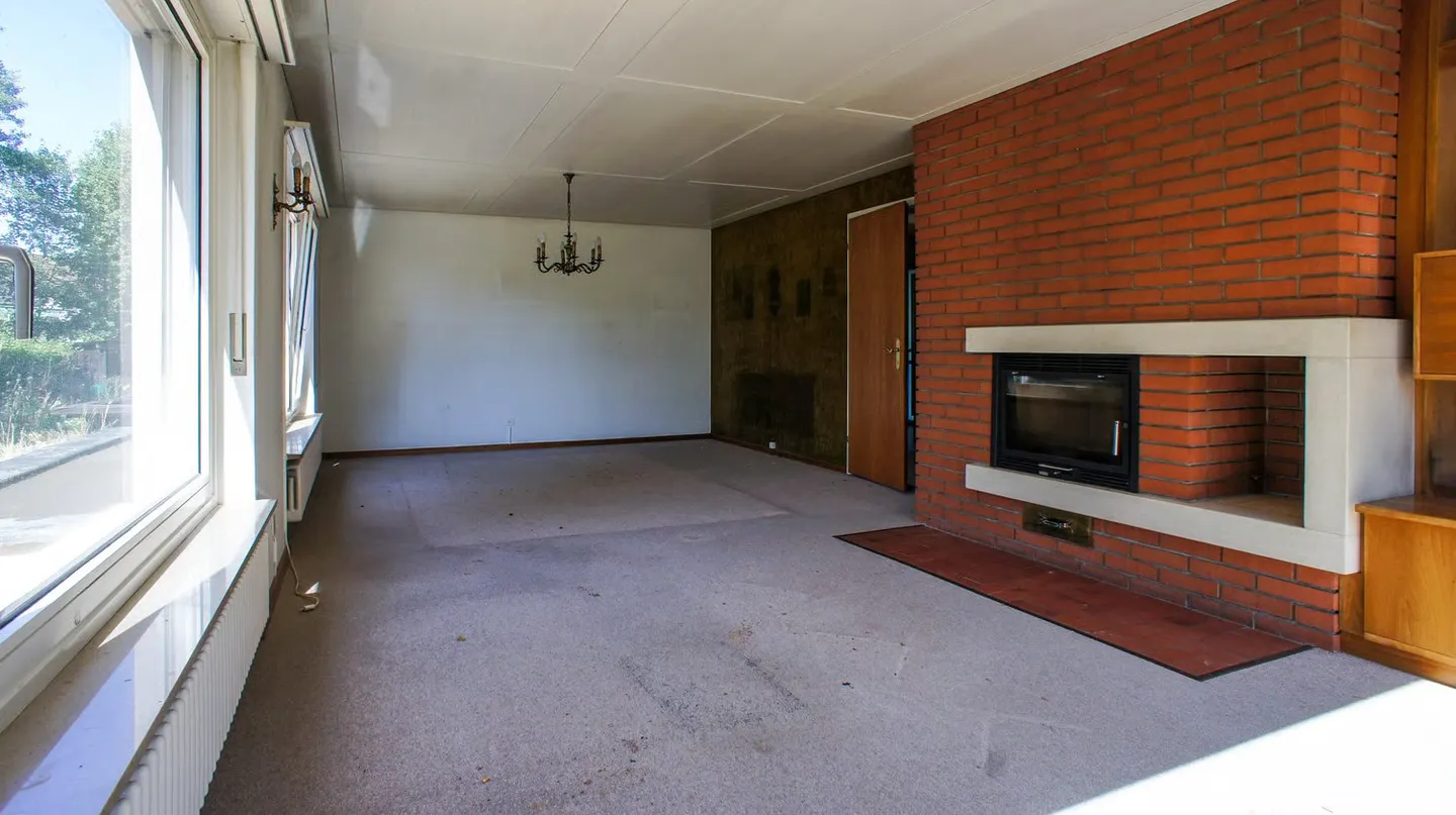 Grosszügiges Einfamilienhaus mit Pool - Foto 14 von 21