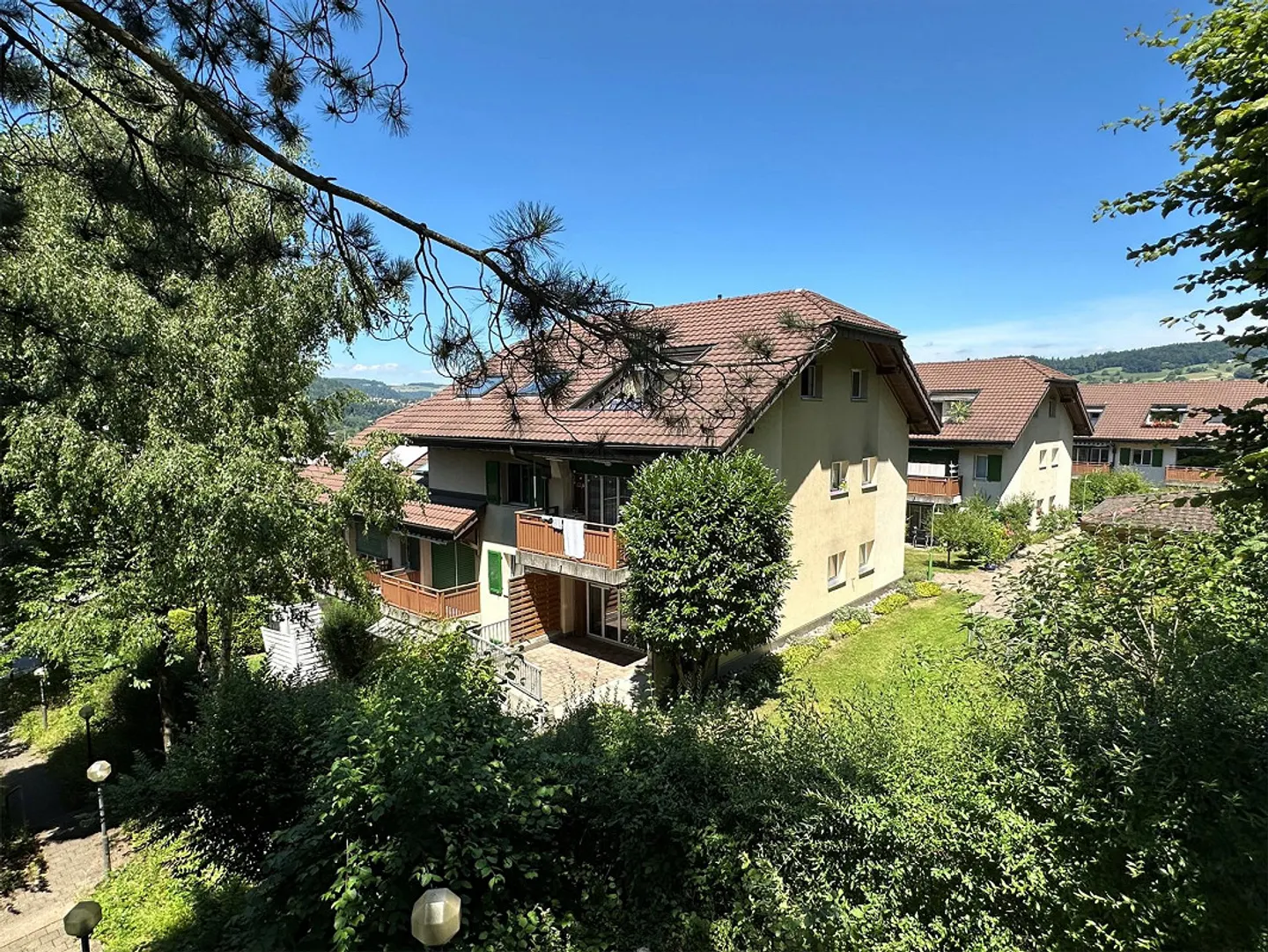 Appartement familial dans le vert - Photo 1 sur 9