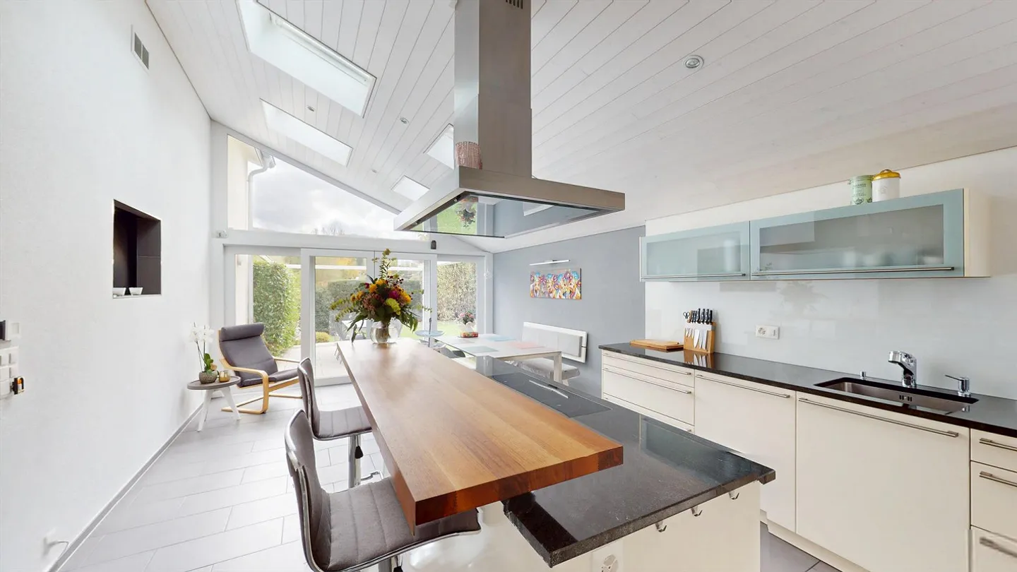 Indipendente - 6.5 stanze - Casa unifamiliare su un terreno da sogno in una popolare zona residenziale per famiglie di Muttenz - Foto 5 di 14