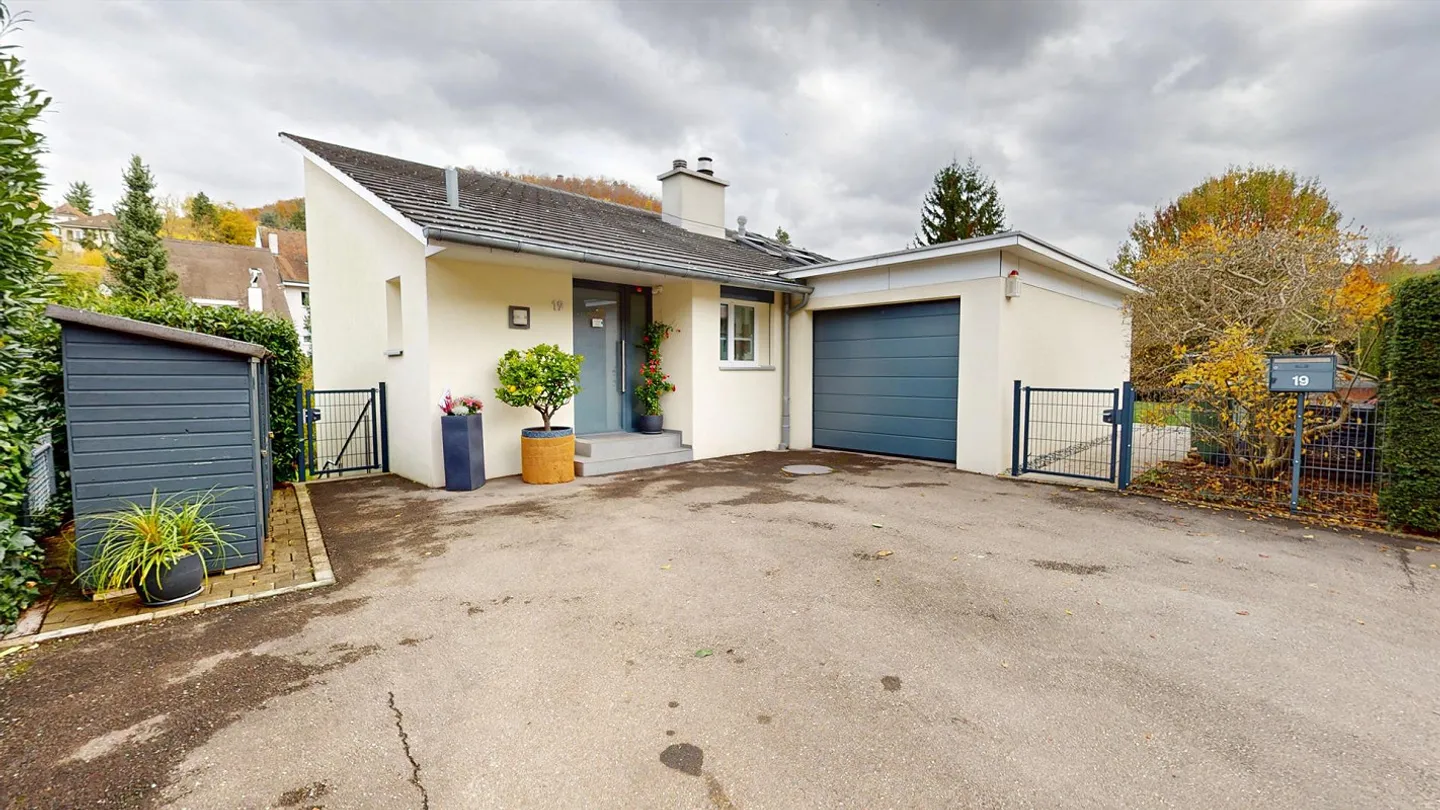 Indipendente - 6.5 stanze - Casa unifamiliare su un terreno da sogno in una popolare zona residenziale per famiglie di Muttenz - Foto 14 di 14