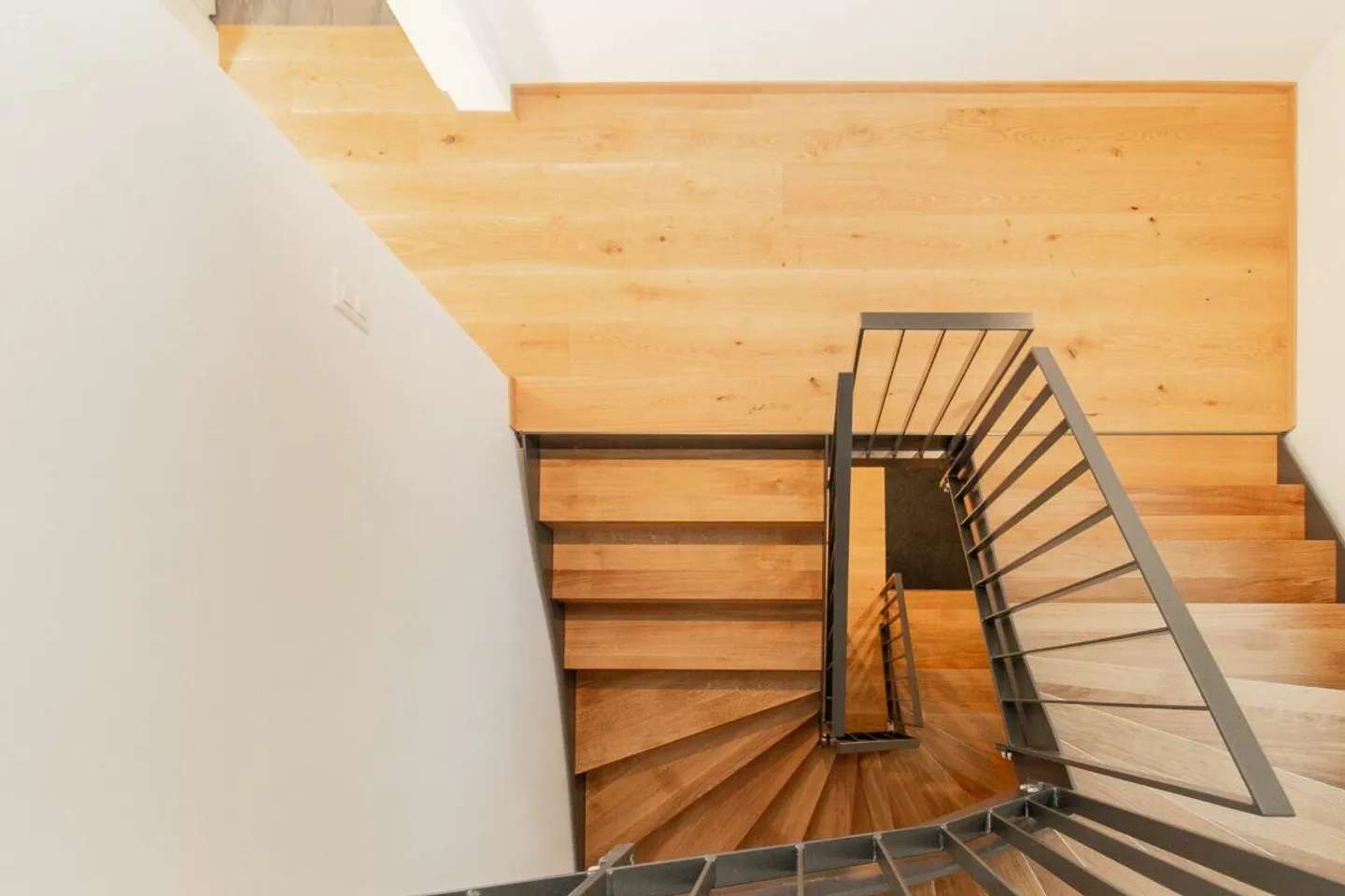 Casa unifamiliare indipendente di 6,5 stanze - Foto 11 di 13