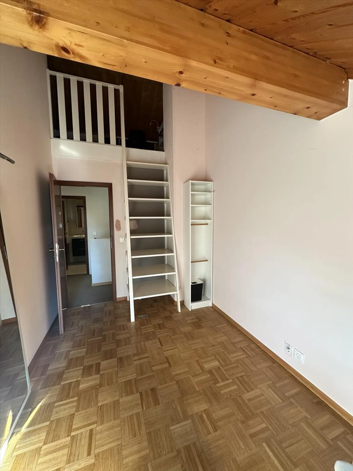 Semi-Detached House 5.5 Rooms - Photo 8 of 10