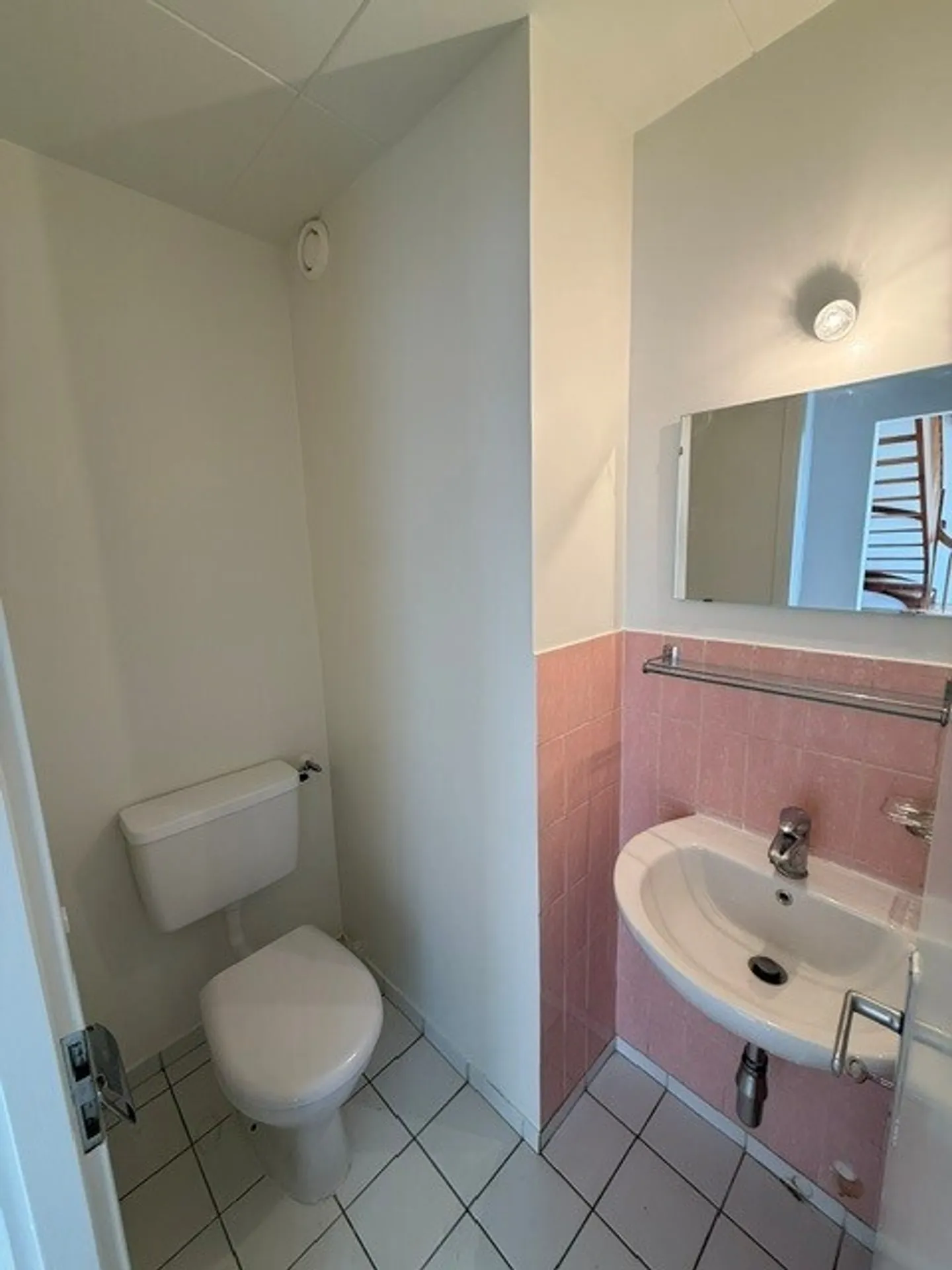 Duplex apartment with 4 rooms in Onex - Photo 3 of 7
