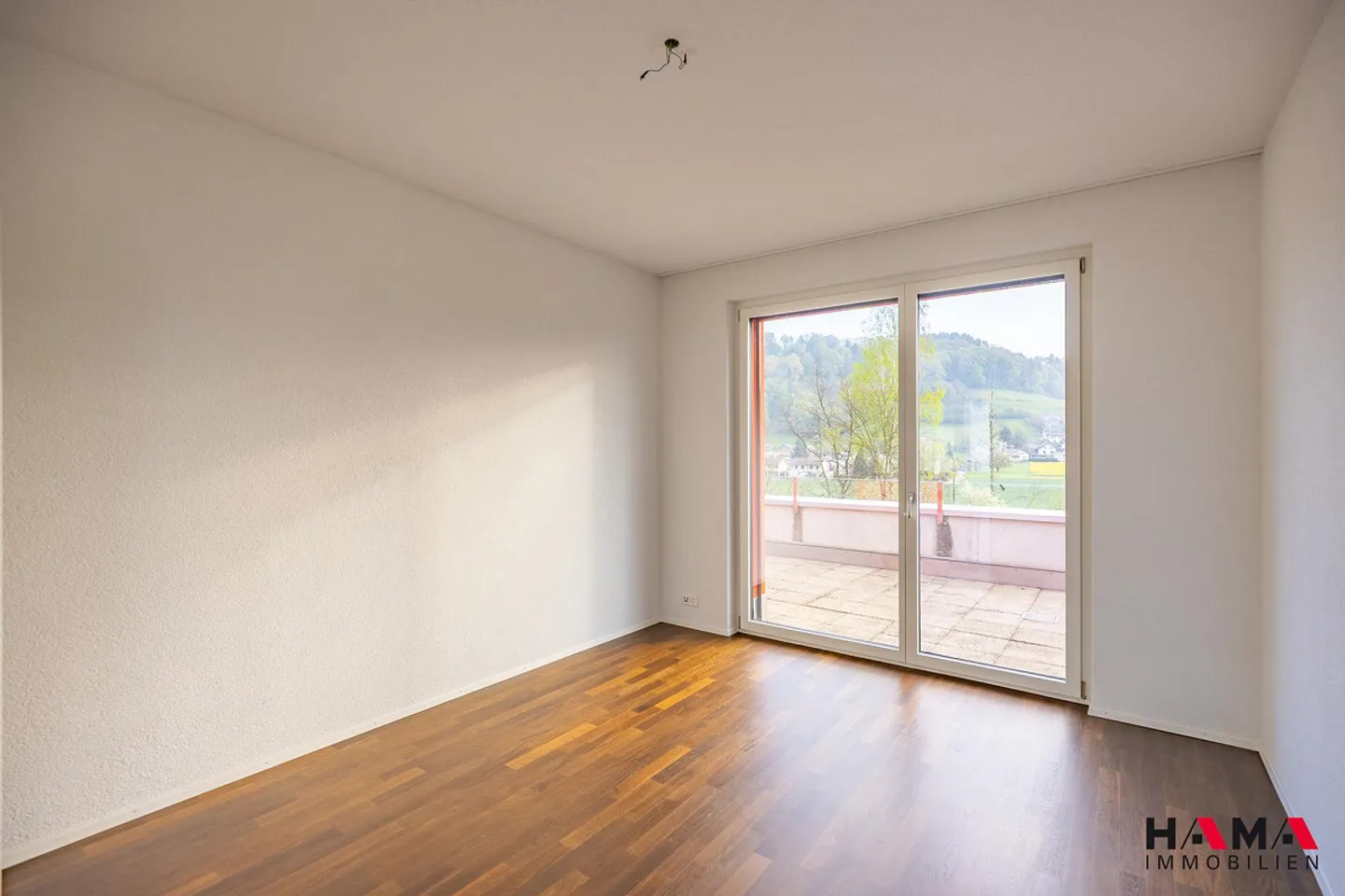 Magnifique appartement en attique de 3 à 5 pièces - Photo 6 sur 13