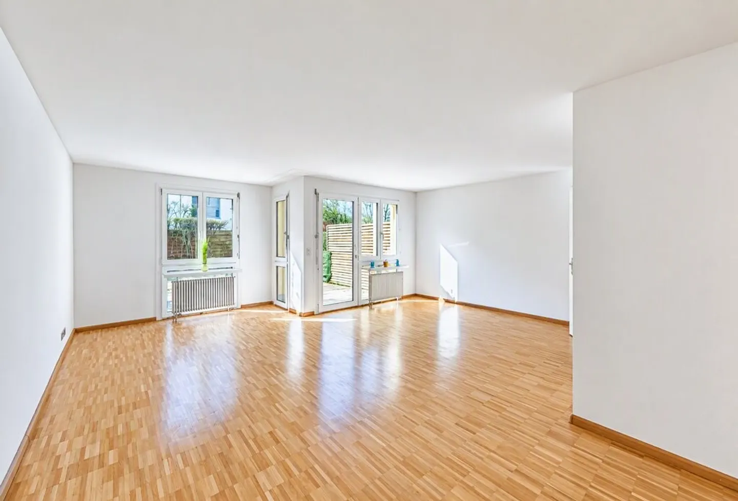 Charming Maisonette Apartment - Photo 4 of 12