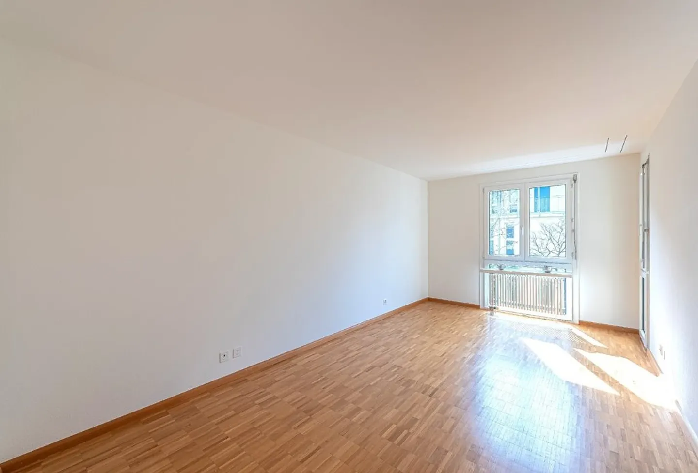 Charming Maisonette Apartment - Photo 9 of 12