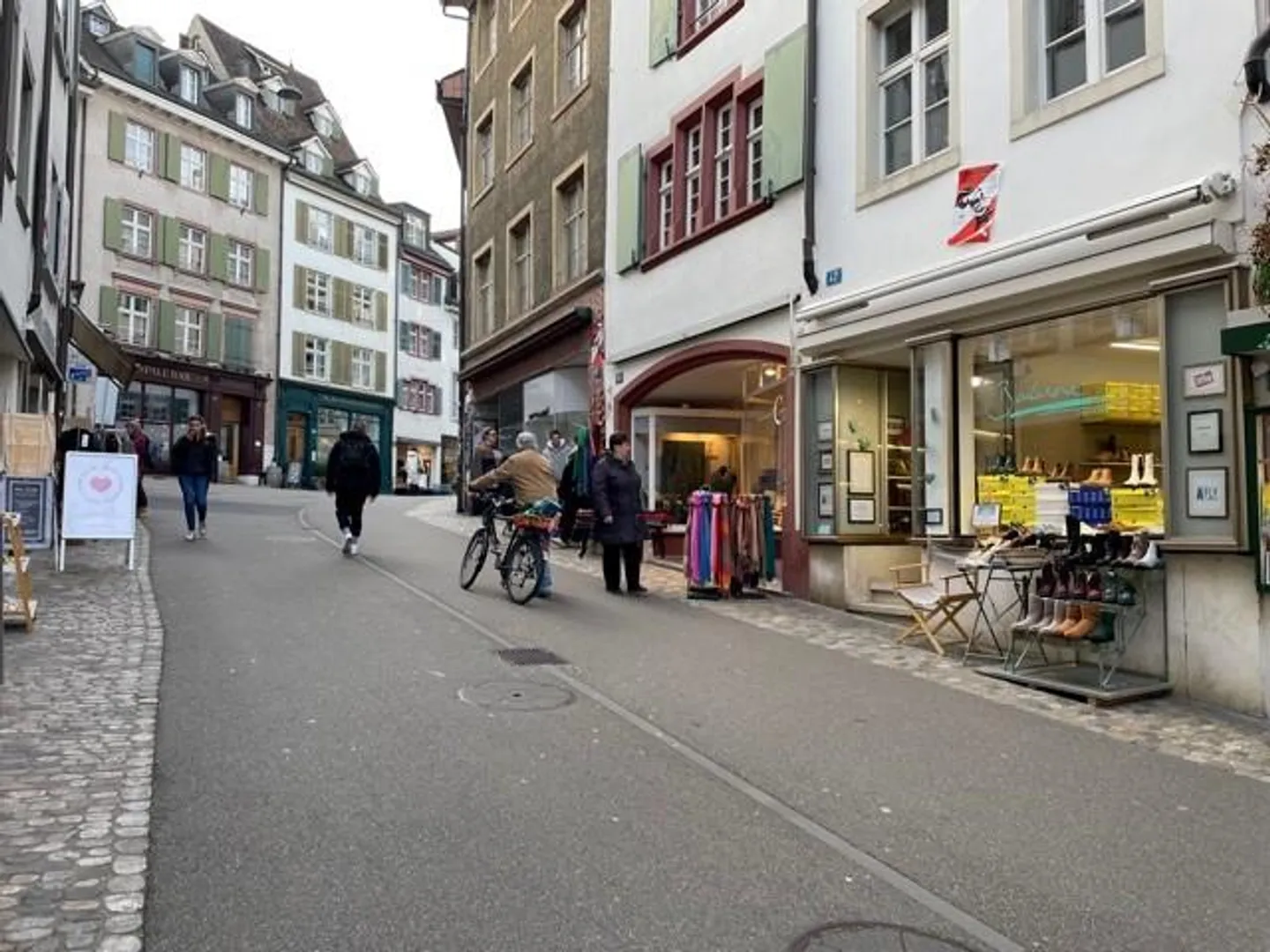 Attraktive Ladenfläche an Toplage in Basels Altstadt am Spalenberg - Foto 5 von 5