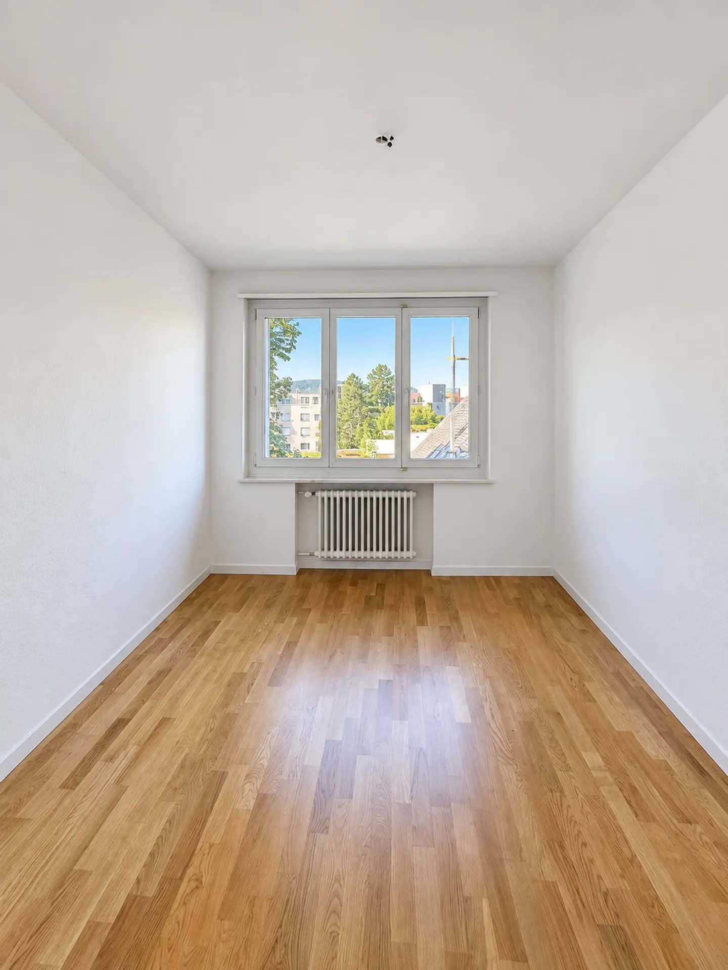 Your Home on the Gold Coast Attractive 3-Room Apartment in 8704 Herrliberg | Limited - Photo 5 of 5