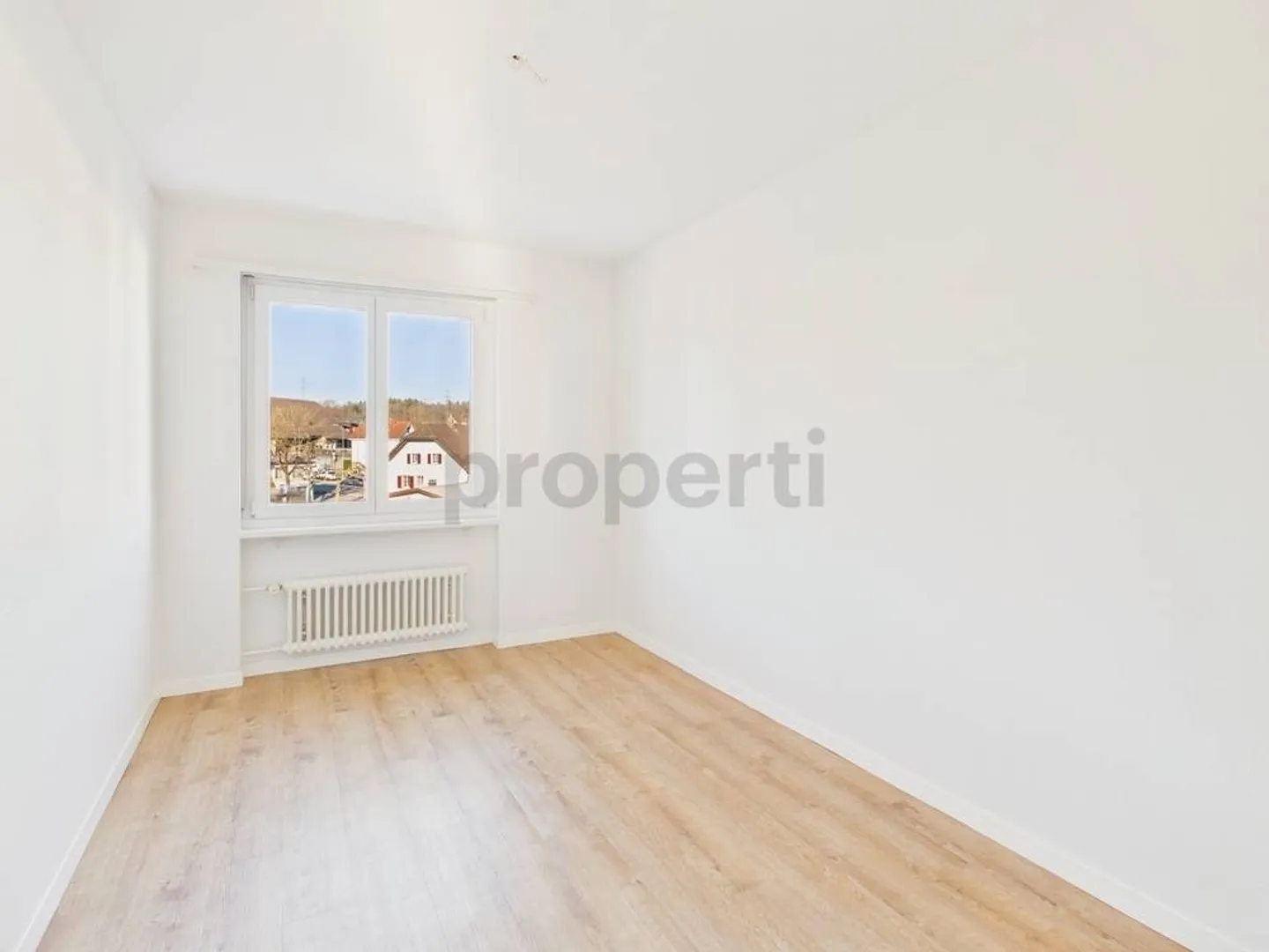 Geräumige Wohnung mit Balkon - Foto 5 von 8