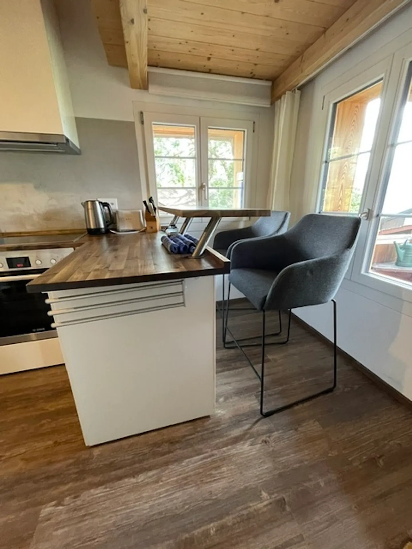 Charming Winter Vacation Apartment - Photo 4 of 8