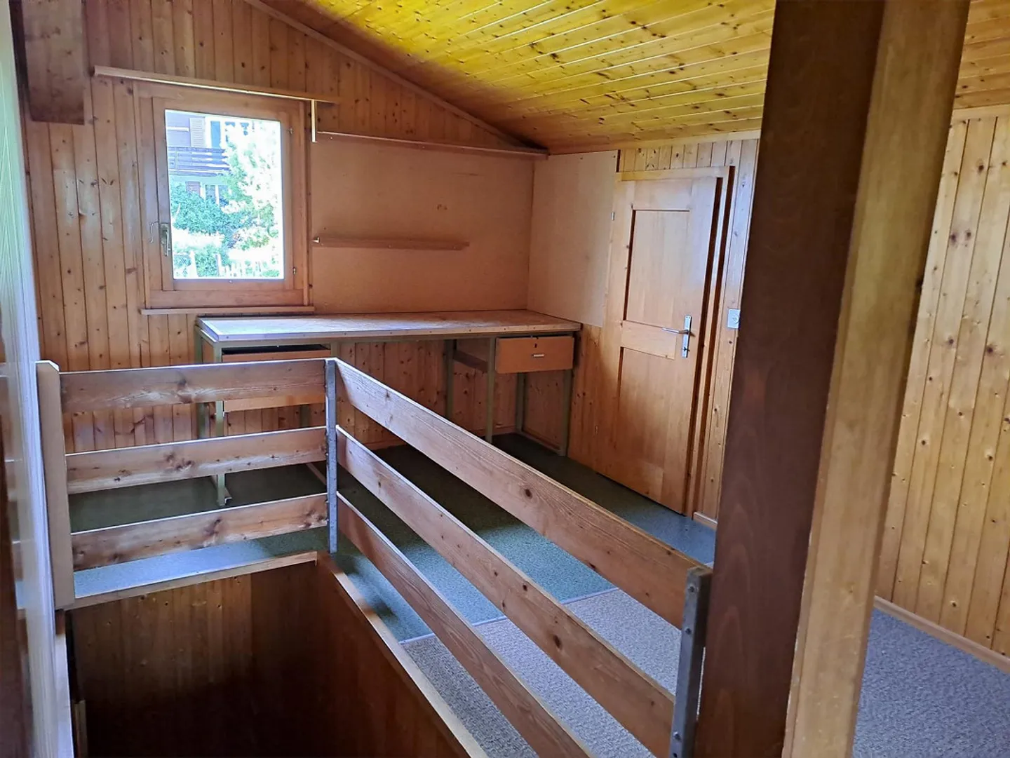 Detached 7-room house in a unique elevated location for rent - Photo 5 of 15