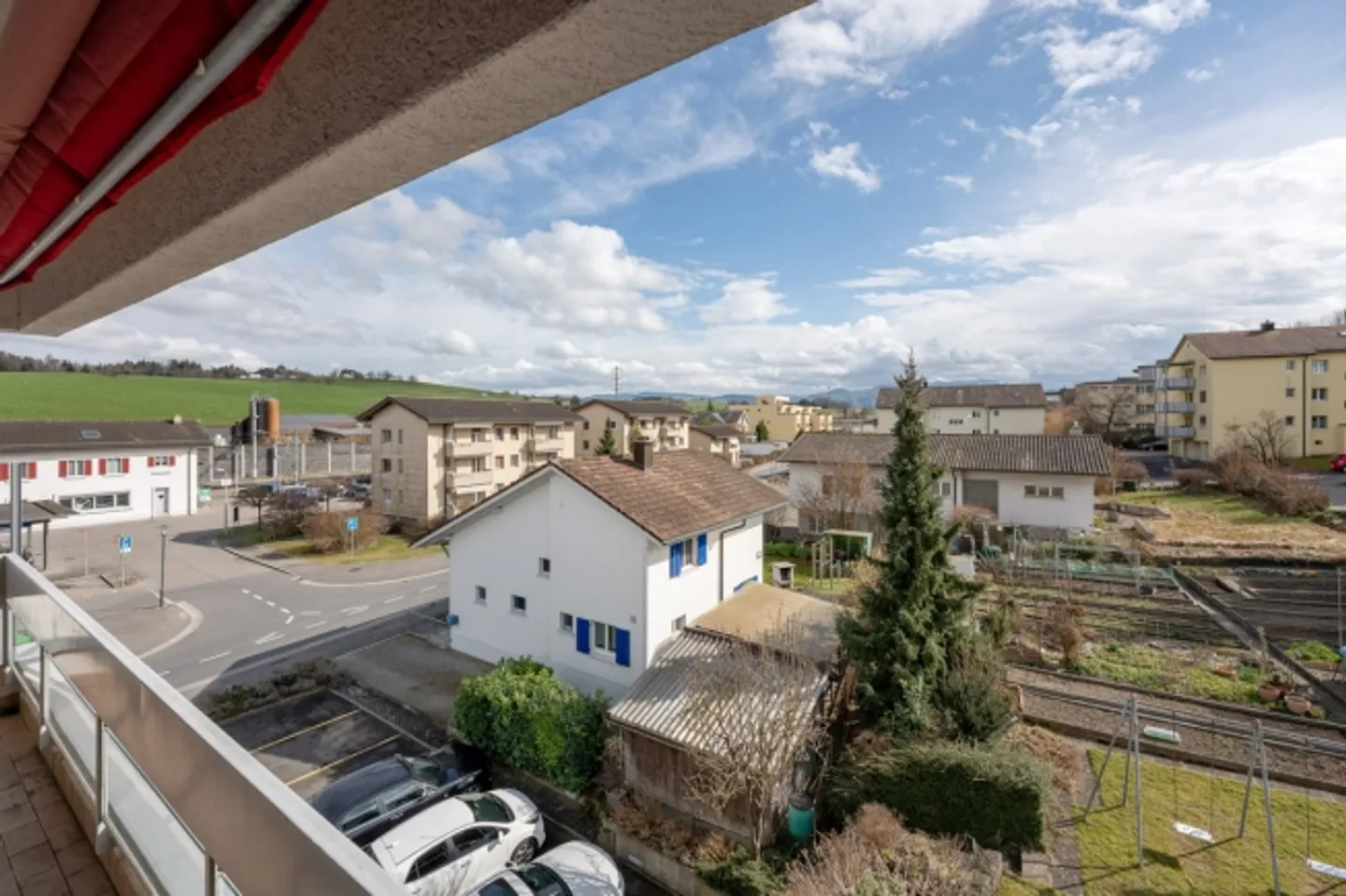 «Modern, ruhig, komfortabel. Ihr neues Zuhause in Knonau» - Foto 2 von 11