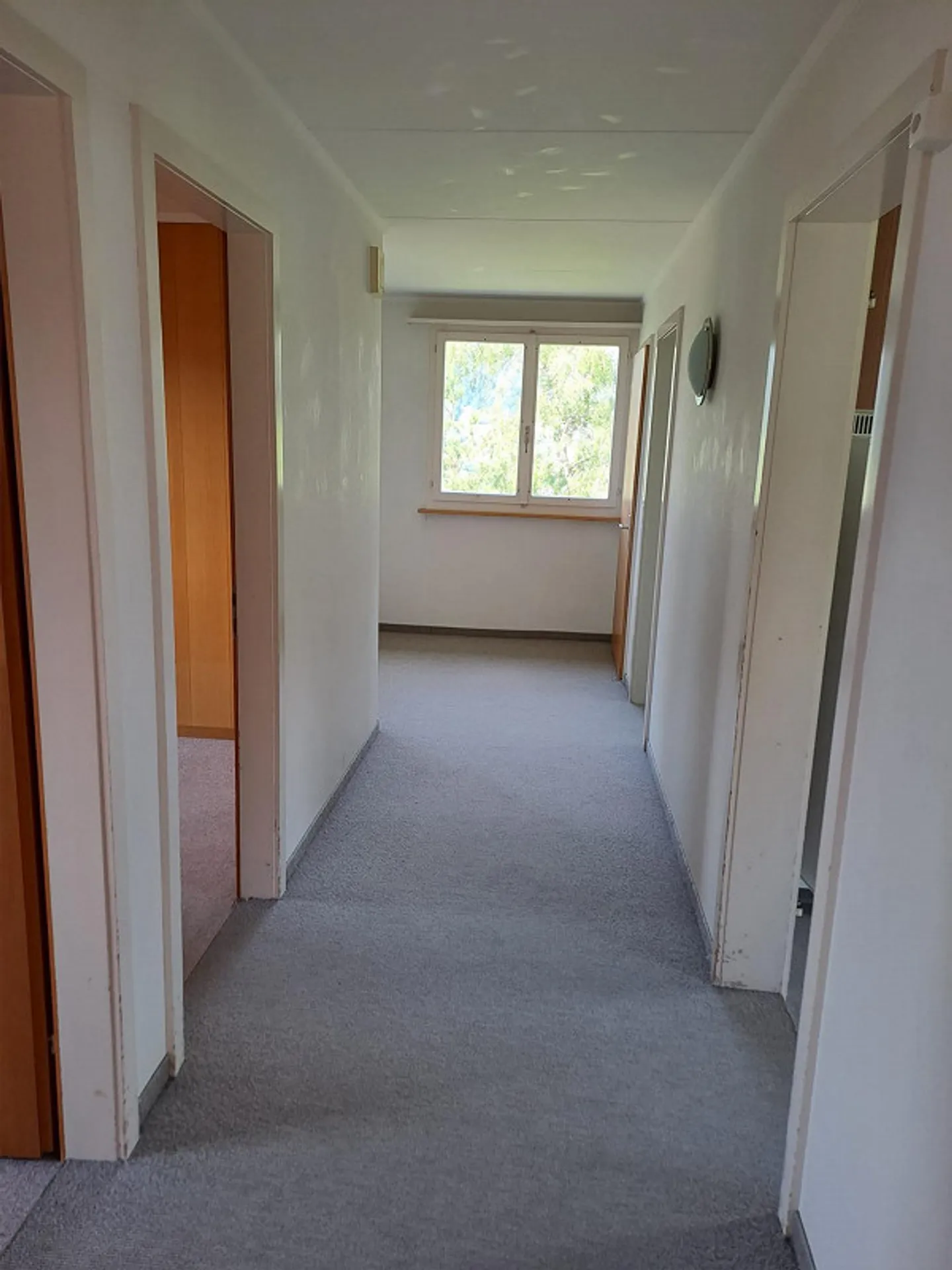 Detached 7-room house in a unique elevated location for rent - Photo 10 of 15