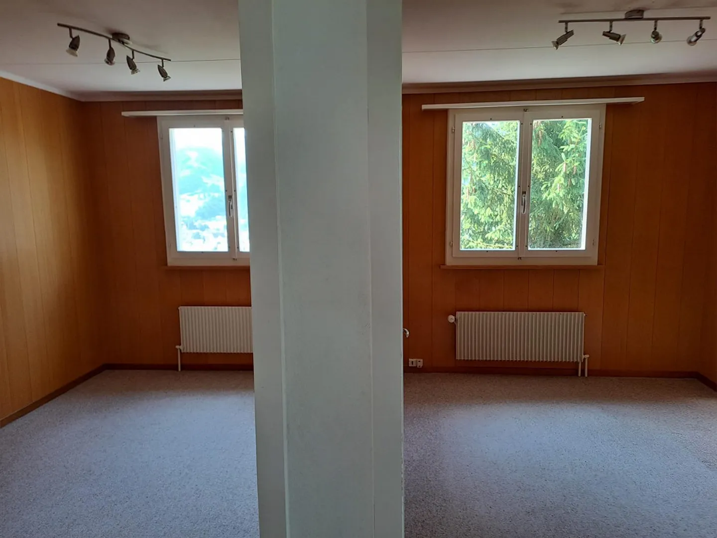 Detached 7-room house in a unique elevated location for rent - Photo 11 of 15