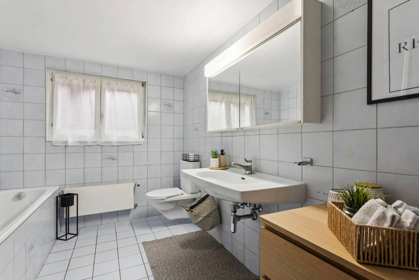 Farm with high potential of 3 apartments on large plot - Photo 6 of 13