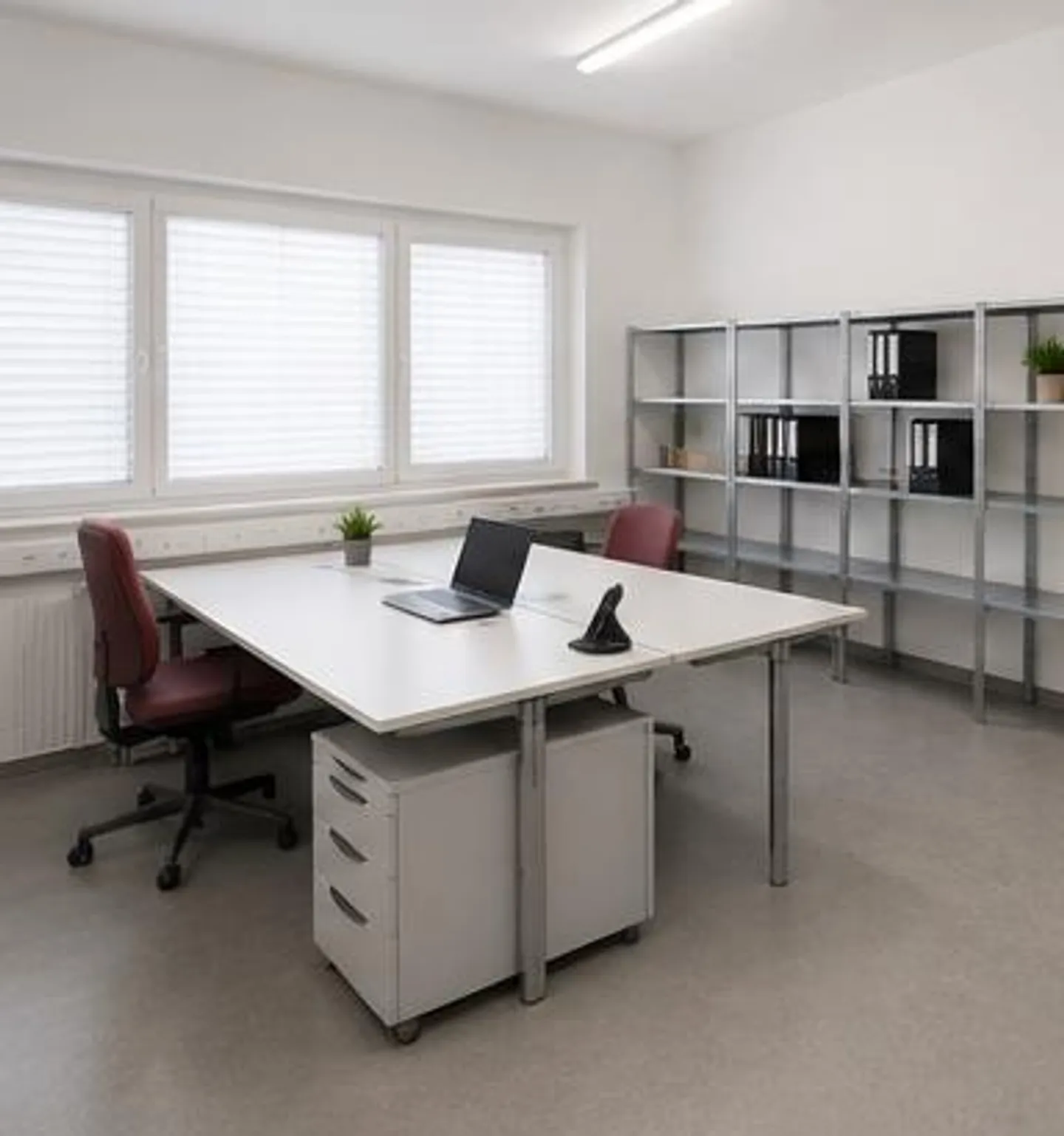 Modern commercial/production space with office and lounge on the ground floor - Photo 3 of 7