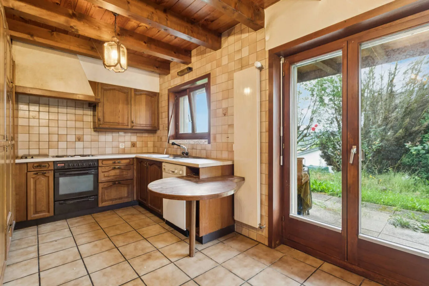 Farm with high potential of 3 apartments on large plot - Photo 11 of 13