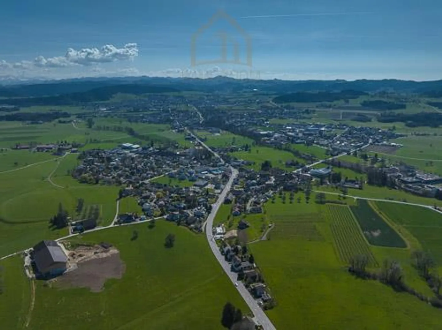 Casa plurifamiliare con grande terreno – Il tuo prossimo progetto - Foto 6 di 10