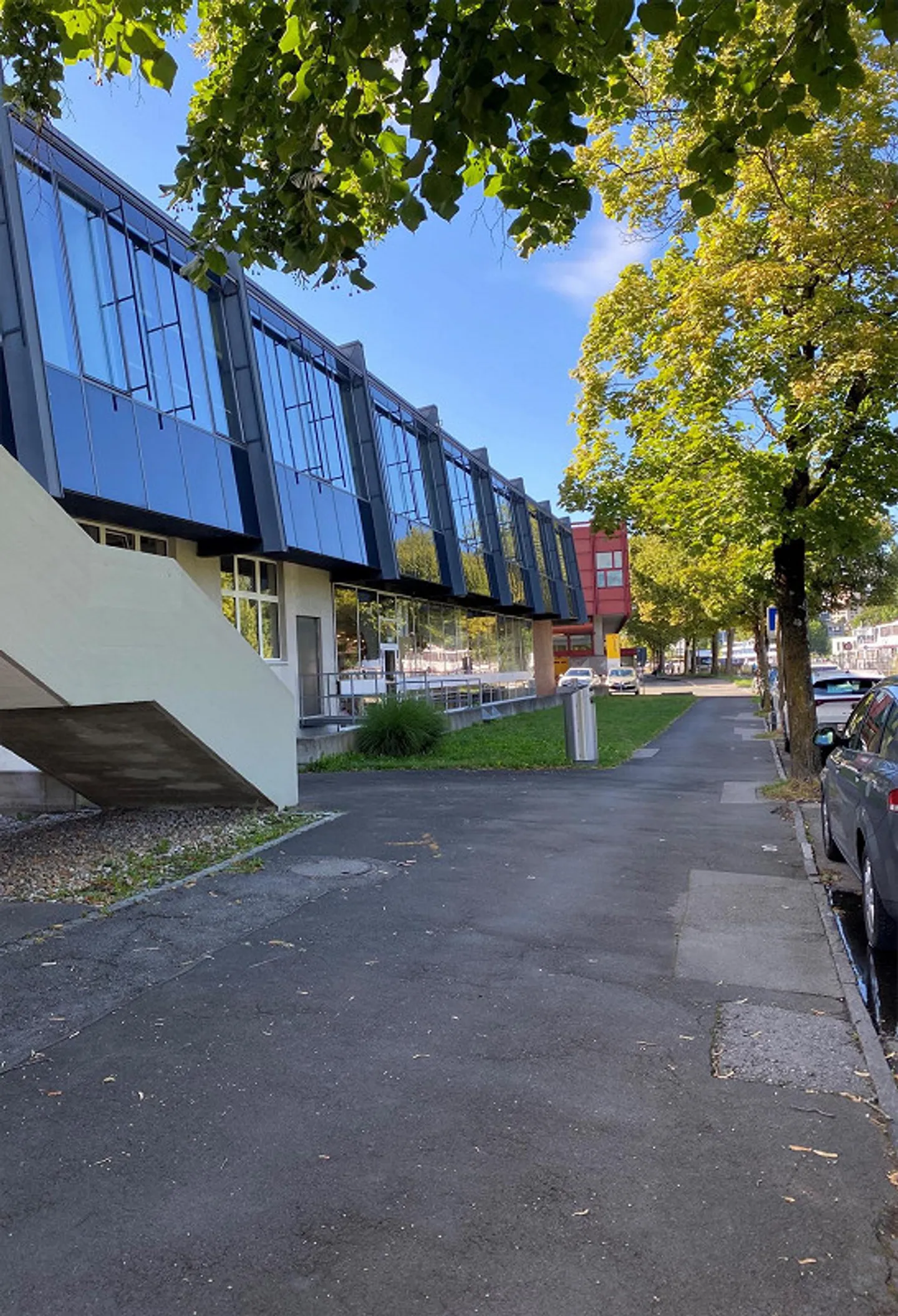 Ufficio compartimentato in ufficio condiviso - Foto 6 di 8