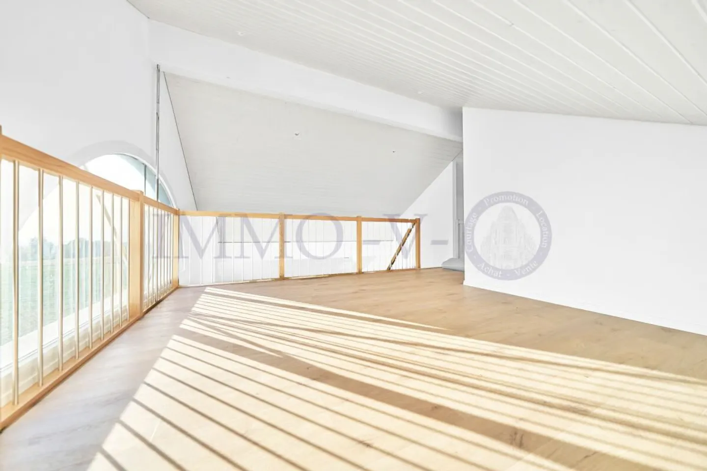 NEW LUXURY PENTHOUSE WITH LARGE BALCONY AND NATURE VIEW - Photo 4 of 6