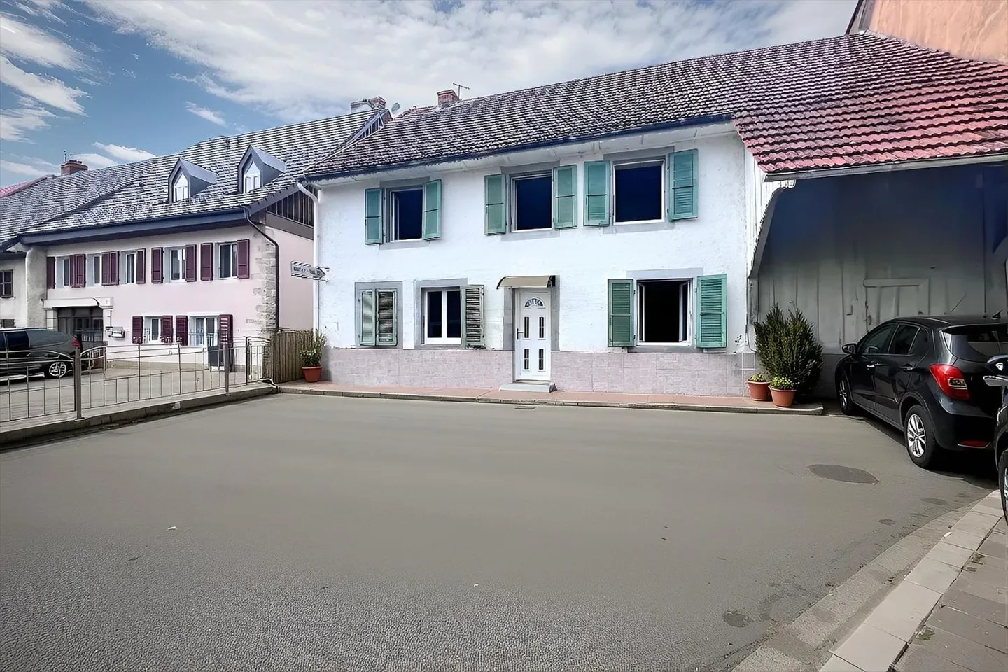 «Stadthaus komplett zu renovieren» - Foto 2 von 13