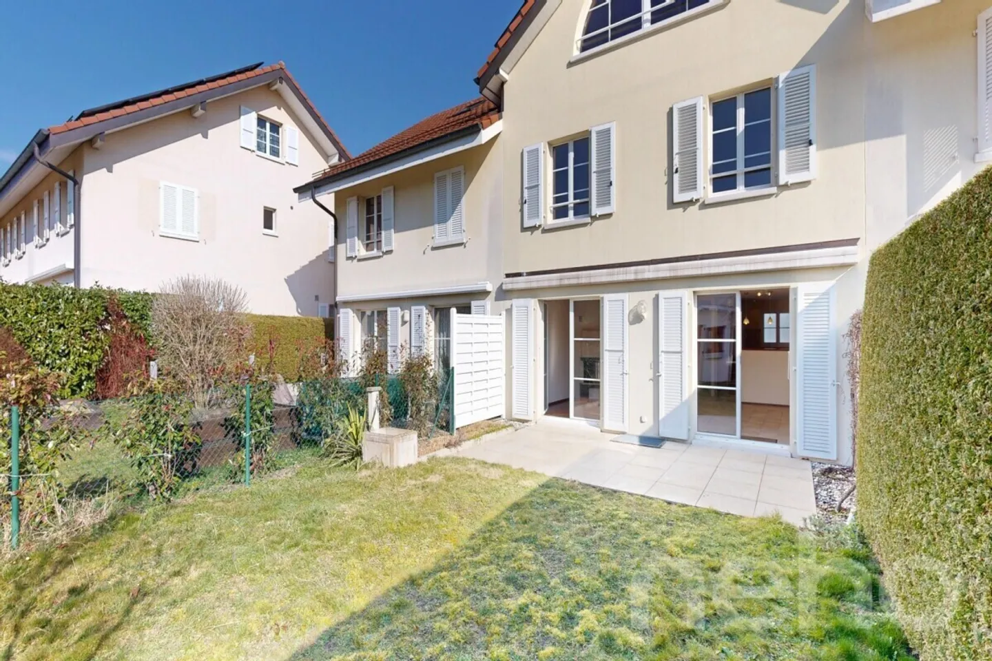 Beautiful family house in a quiet neighborhood in Echallens - Photo 2 of 12