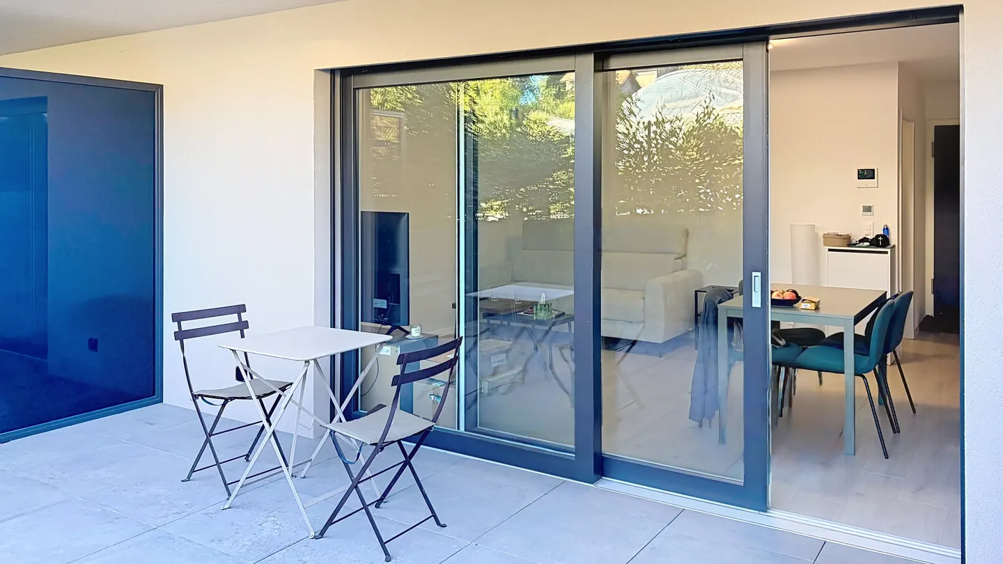 Studio for sale - Photo 1 of 10