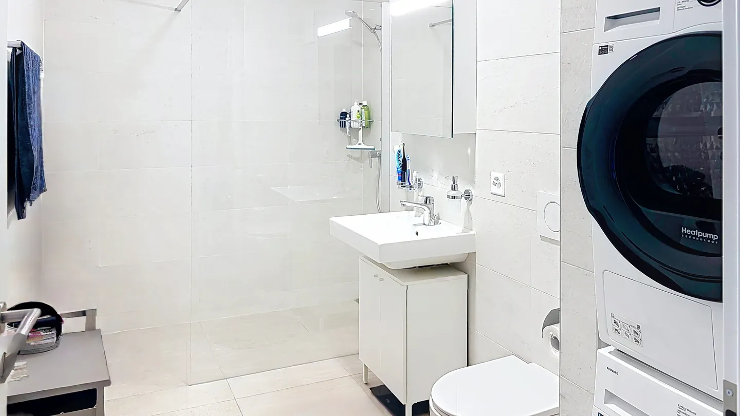 Studio for sale - Photo 9 of 10