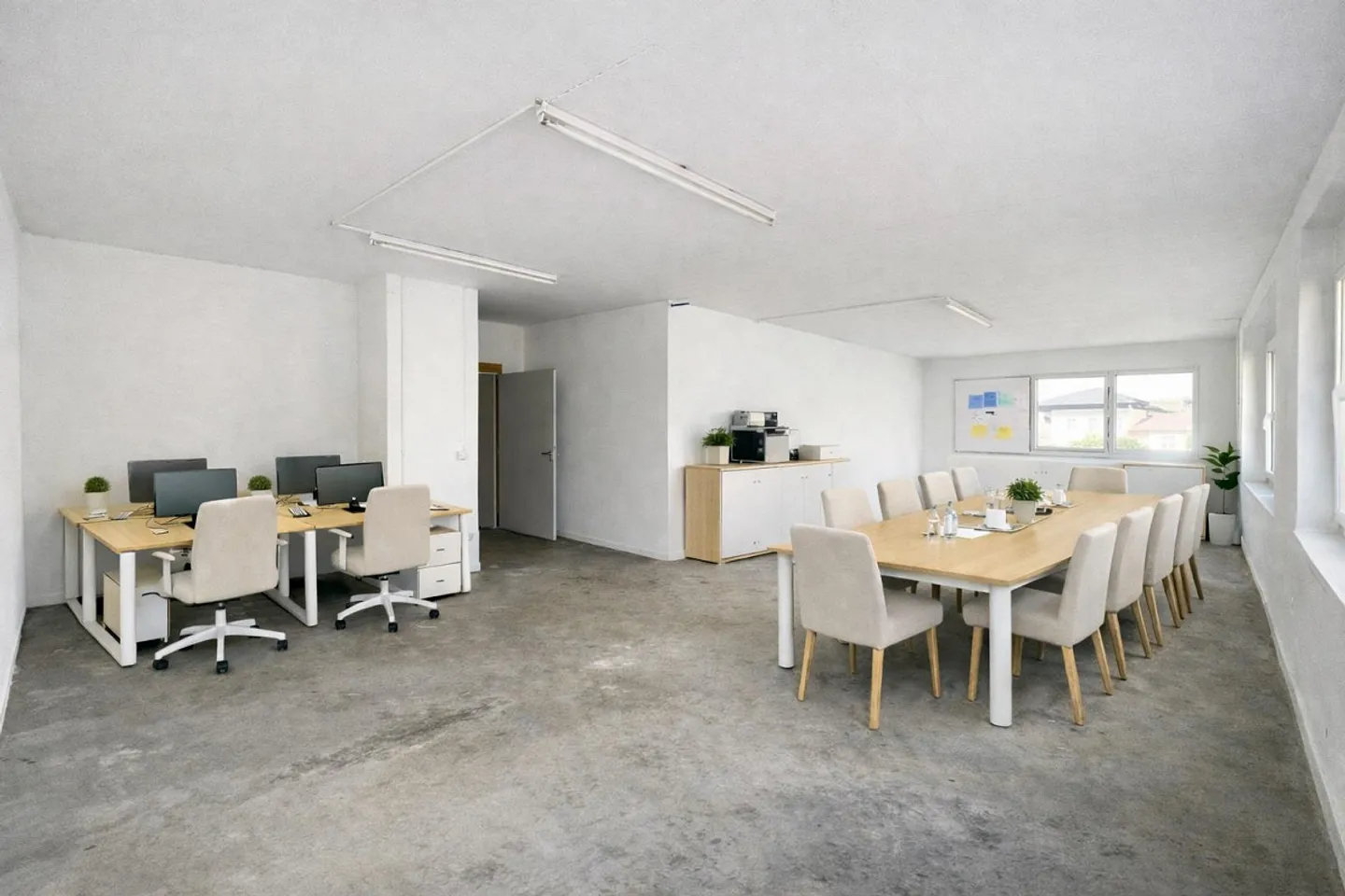 Attractive commercial spaces on the 1st floor - Photo 3 of 8