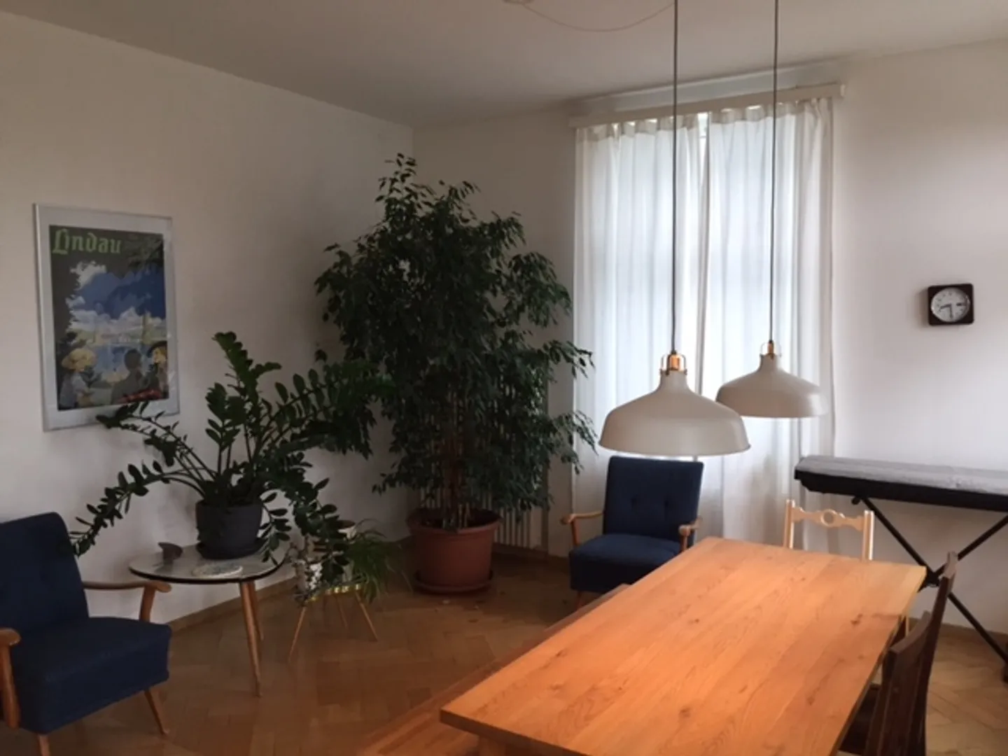 Central 4.5 room apartment with great wooden floor and high rooms - Photo 10 of 17