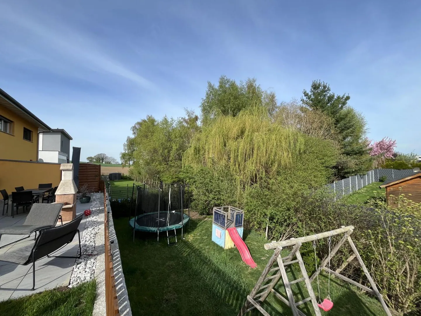 MAGNIFICENT SEMI-DETACHED VILLA, IN A QUIET LOCATION - Photo 3 of 13