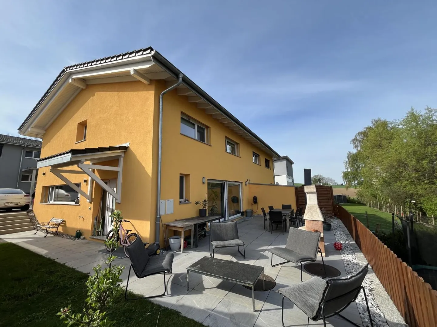 MAGNIFICENT SEMI-DETACHED VILLA, IN A QUIET LOCATION - Photo 4 of 13