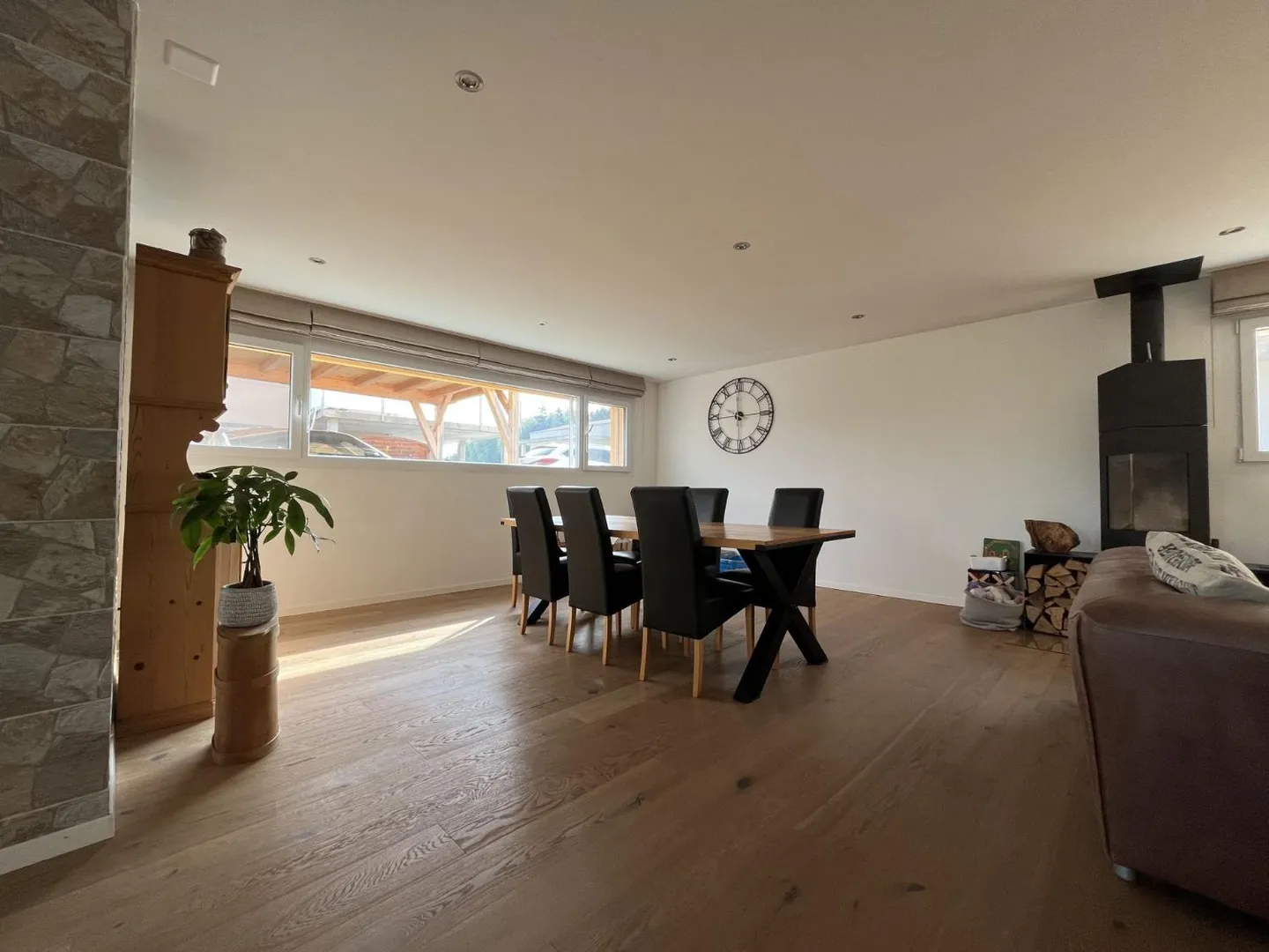 MAGNIFICENT SEMI-DETACHED VILLA, IN A QUIET LOCATION - Photo 6 of 13