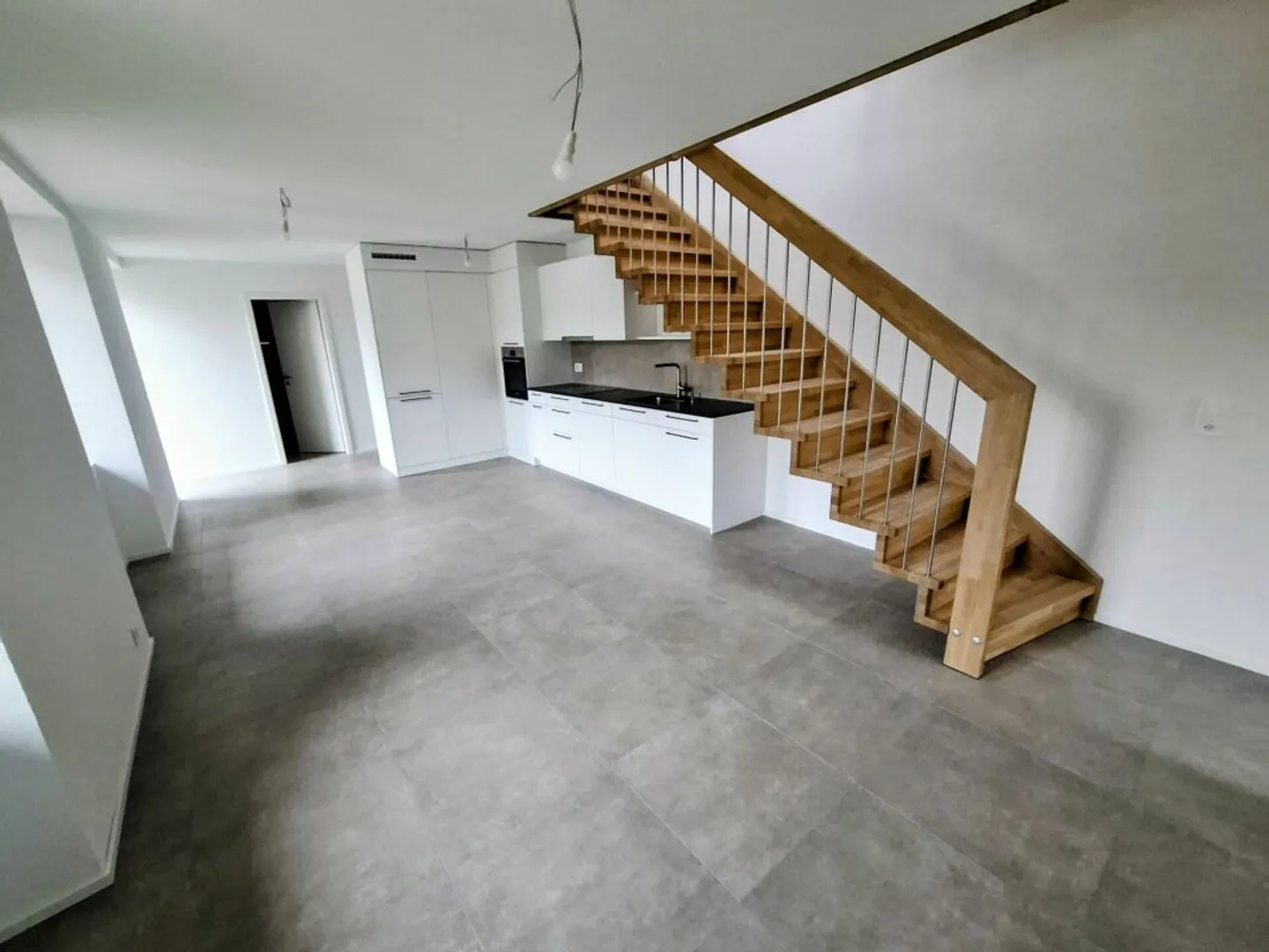 Duplex Charmant avec Jardin - Photo 2 sur 7