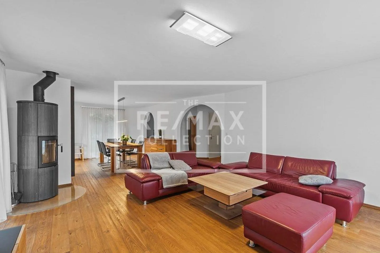 Charmante maison individuelle avec beaucoup d'espace - Photo 2 sur 13