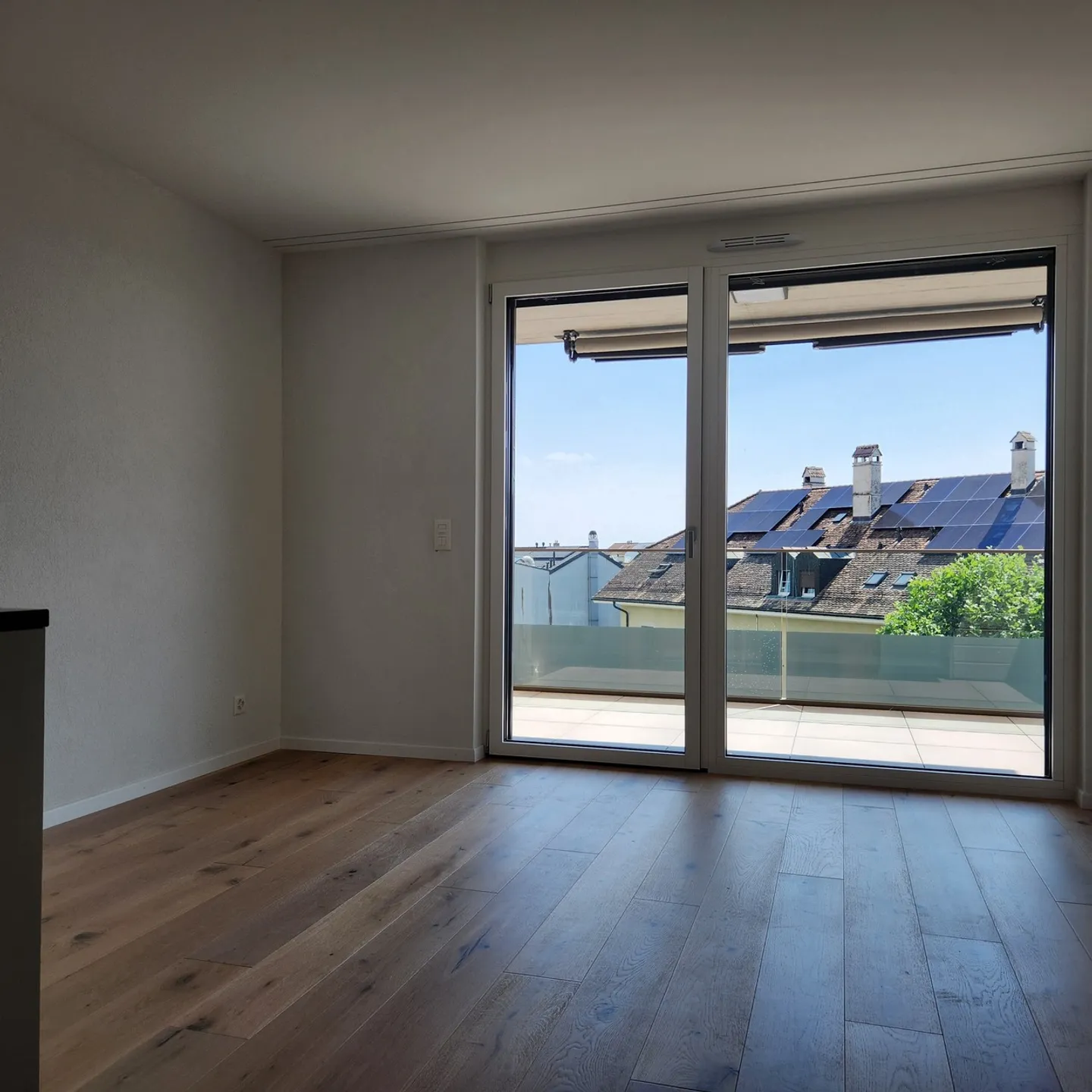 Studio central à Gland avec balcon - Photo 4 sur 7