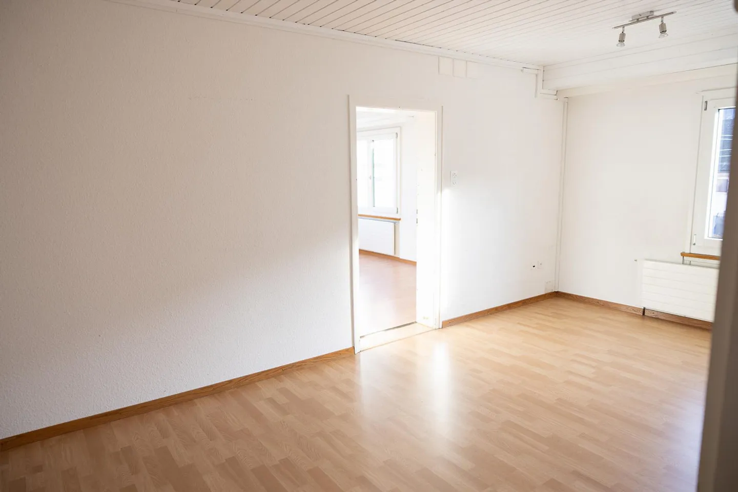 Maison individuelle de 7,5 pièces (maison intergénérationnelle) à louer - Photo 13 sur 17