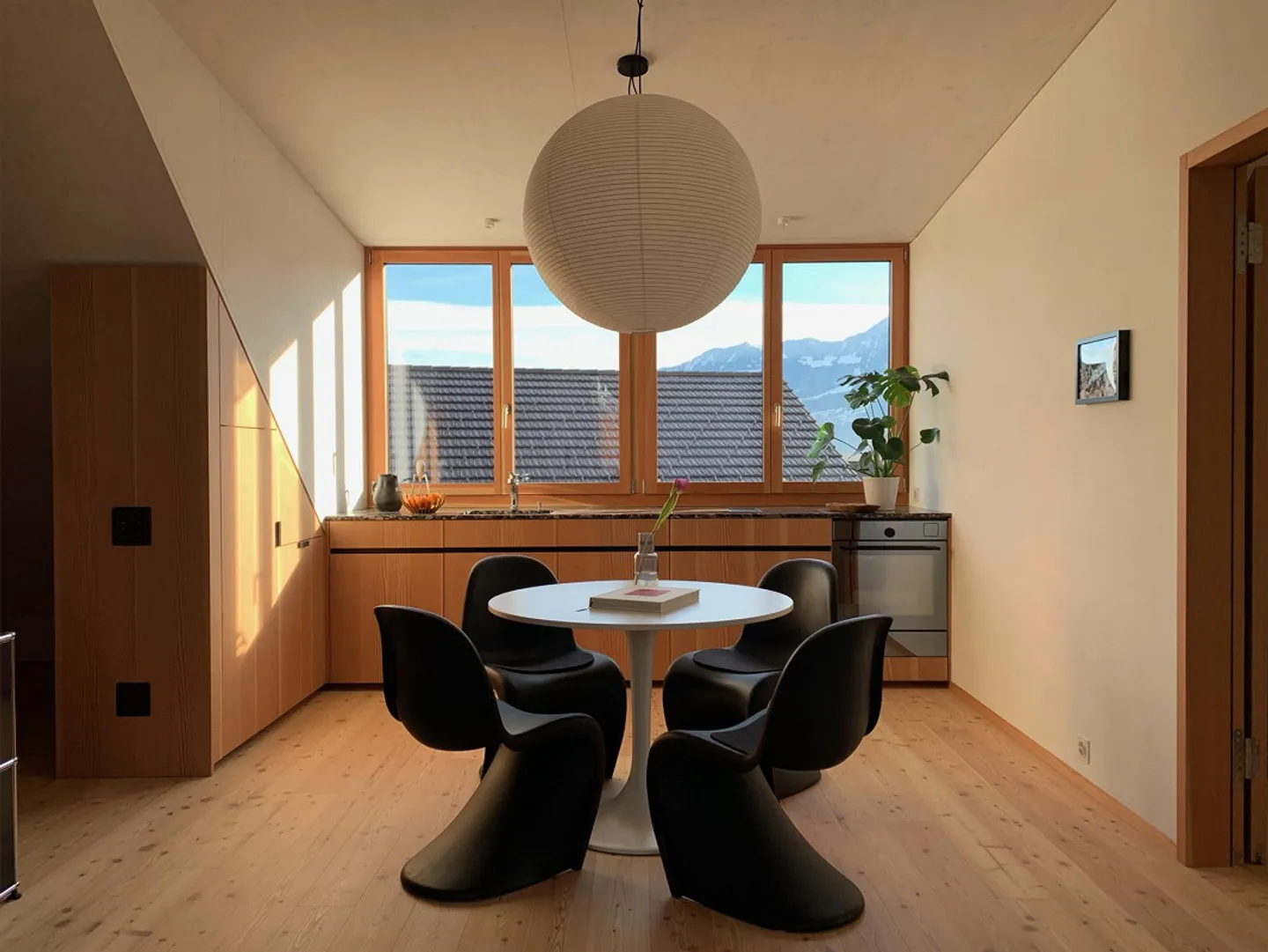 Appartamento mansardato accogliente con vista - Foto 2 di 6