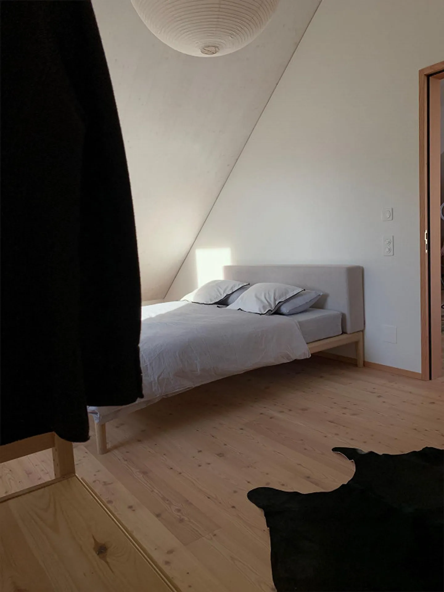 Appartamento mansardato accogliente con vista - Foto 4 di 6